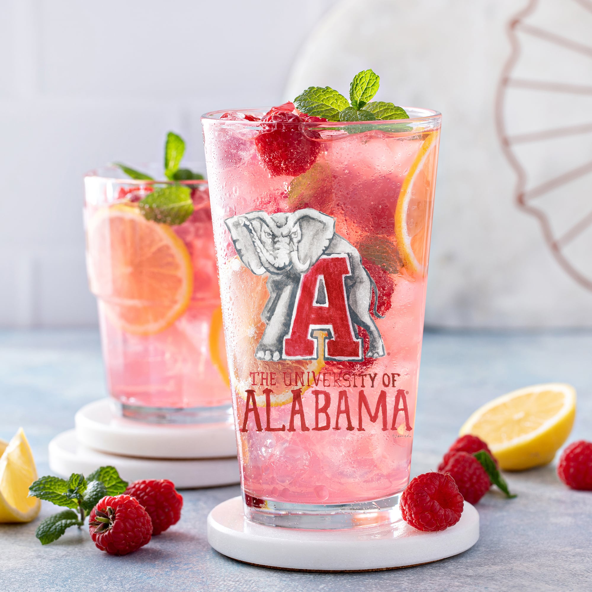 Ensemble de 2 verres à bière à l'effigie de Laura Wilcox, mascotte des Crimson Tide d'Indigo Falls