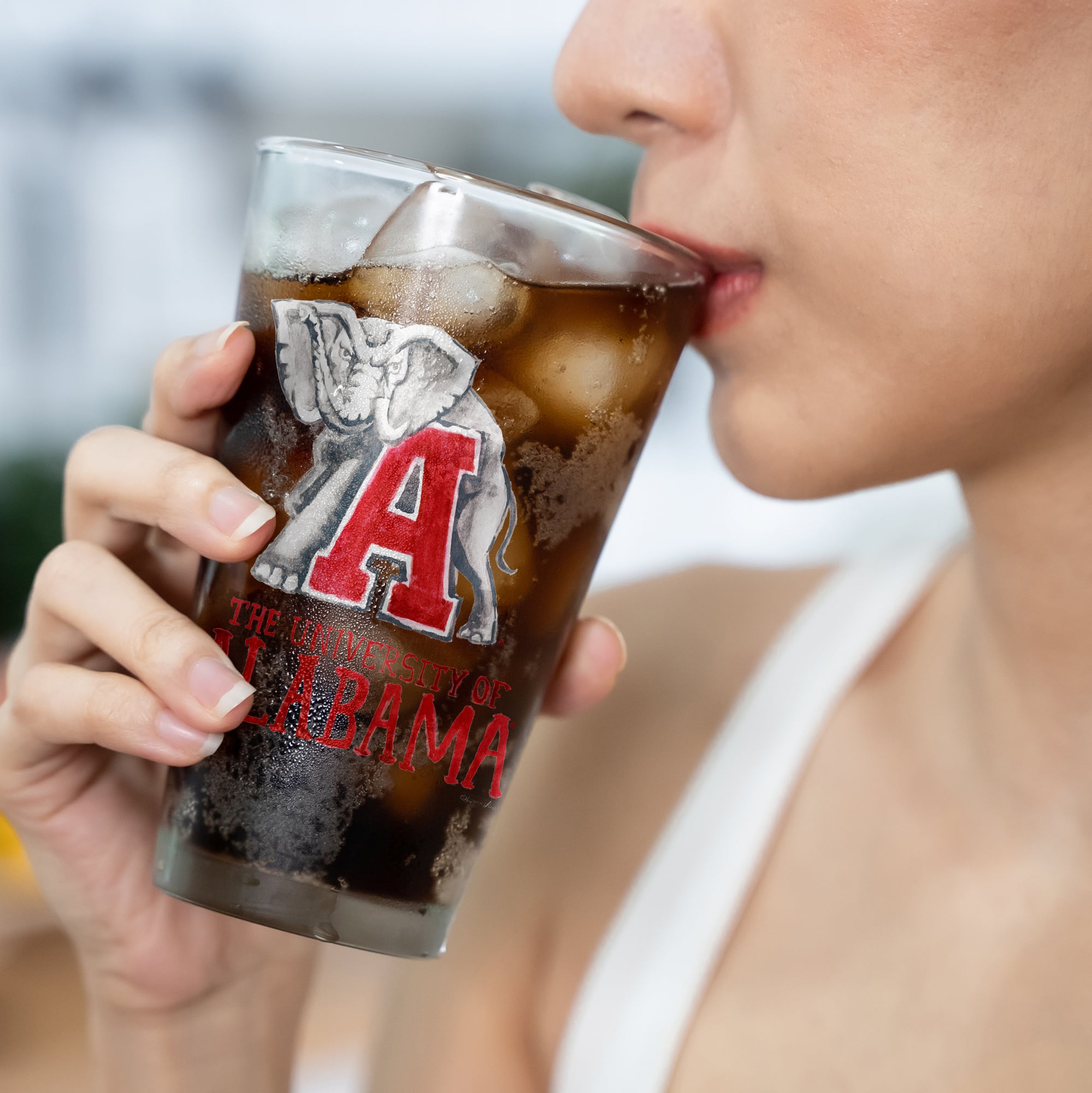 Ensemble de 2 verres à bière à l'effigie de Laura Wilcox, mascotte des Crimson Tide d'Indigo Falls