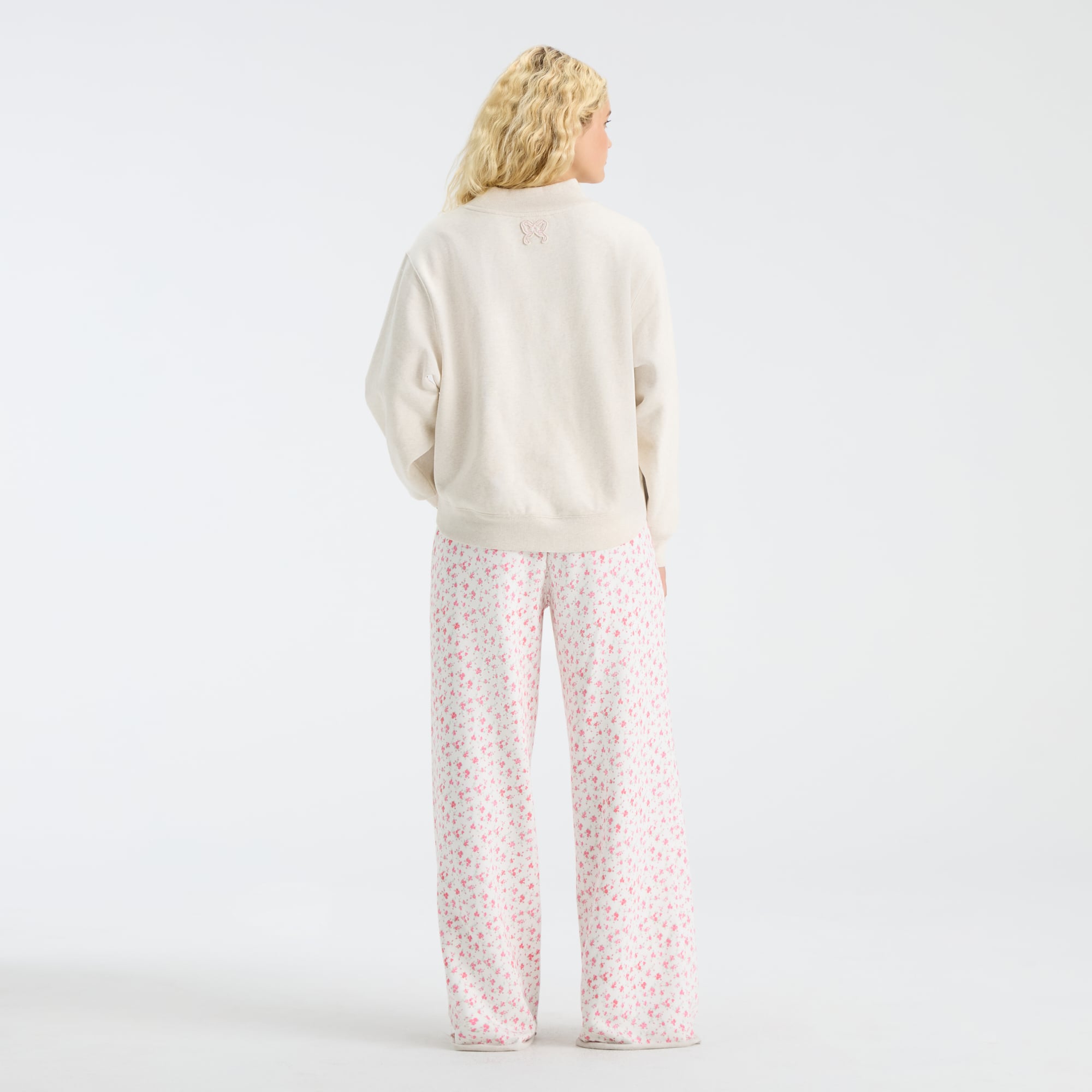 LoveShackFancy Women's Cream Alabama Crimson Tide Mockneck Sweatshirt