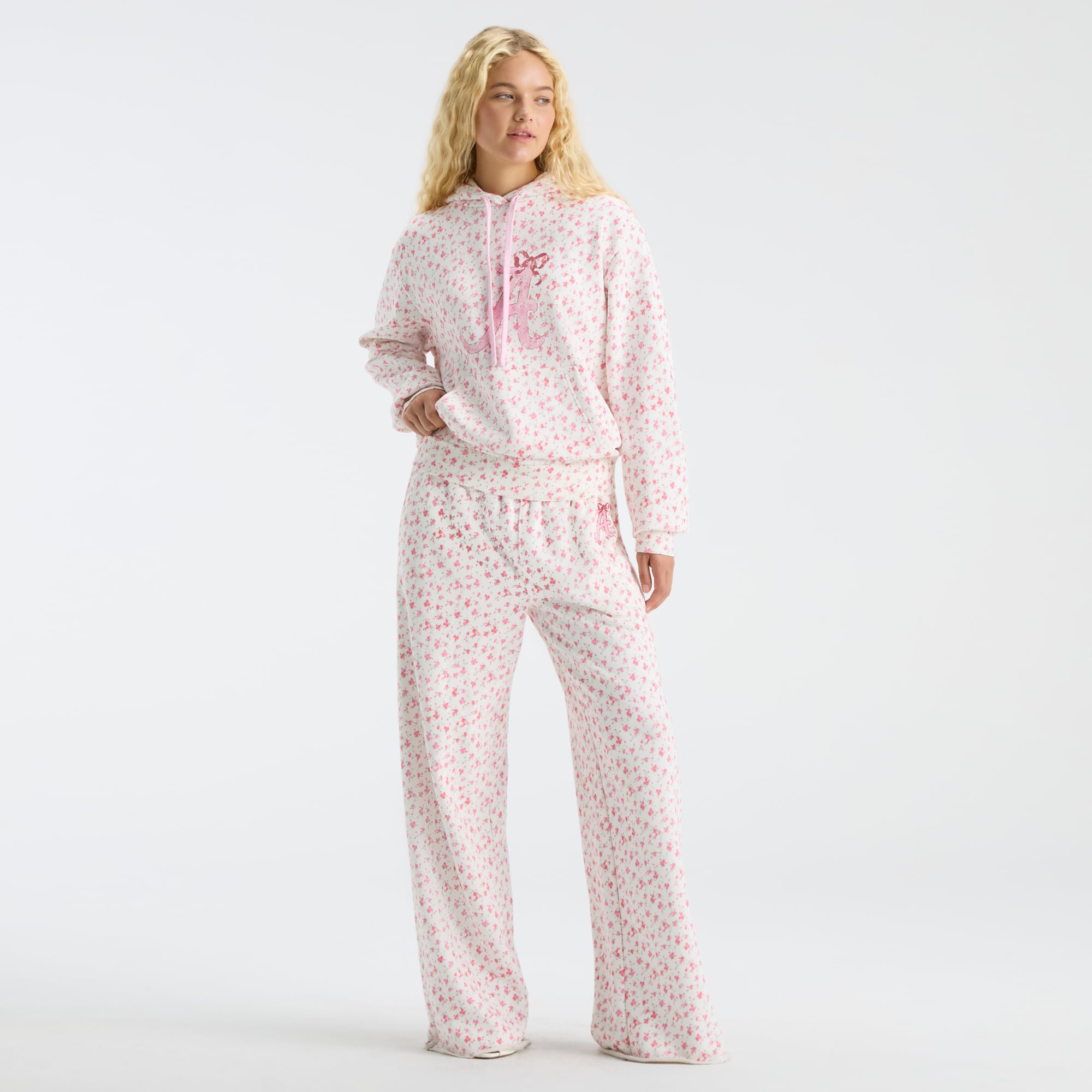 LoveShackFancy Women's White Alabama Crimson Tide Ilyra Sweatpants