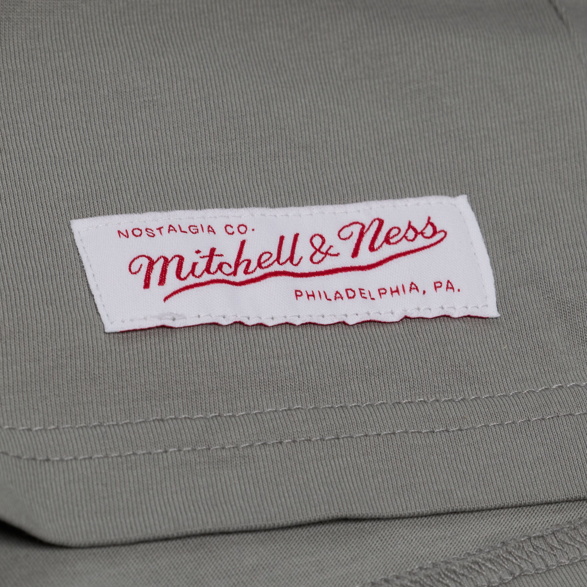 T-shirt Mitchell & Ness gris Alabama Crimson Tide Core Icon pour homme