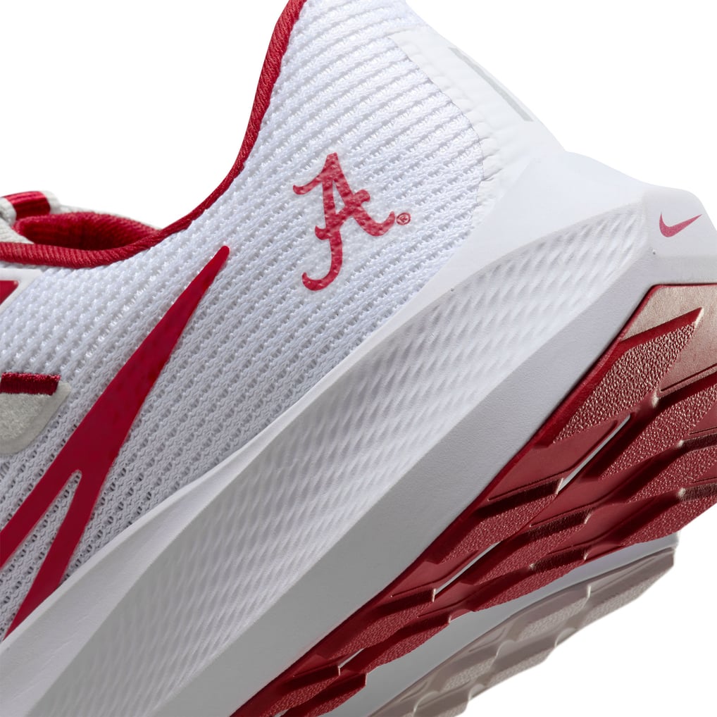 Unisex Nike White Alabama Crimson Tide Zoom Pegasus 40  display picture 3