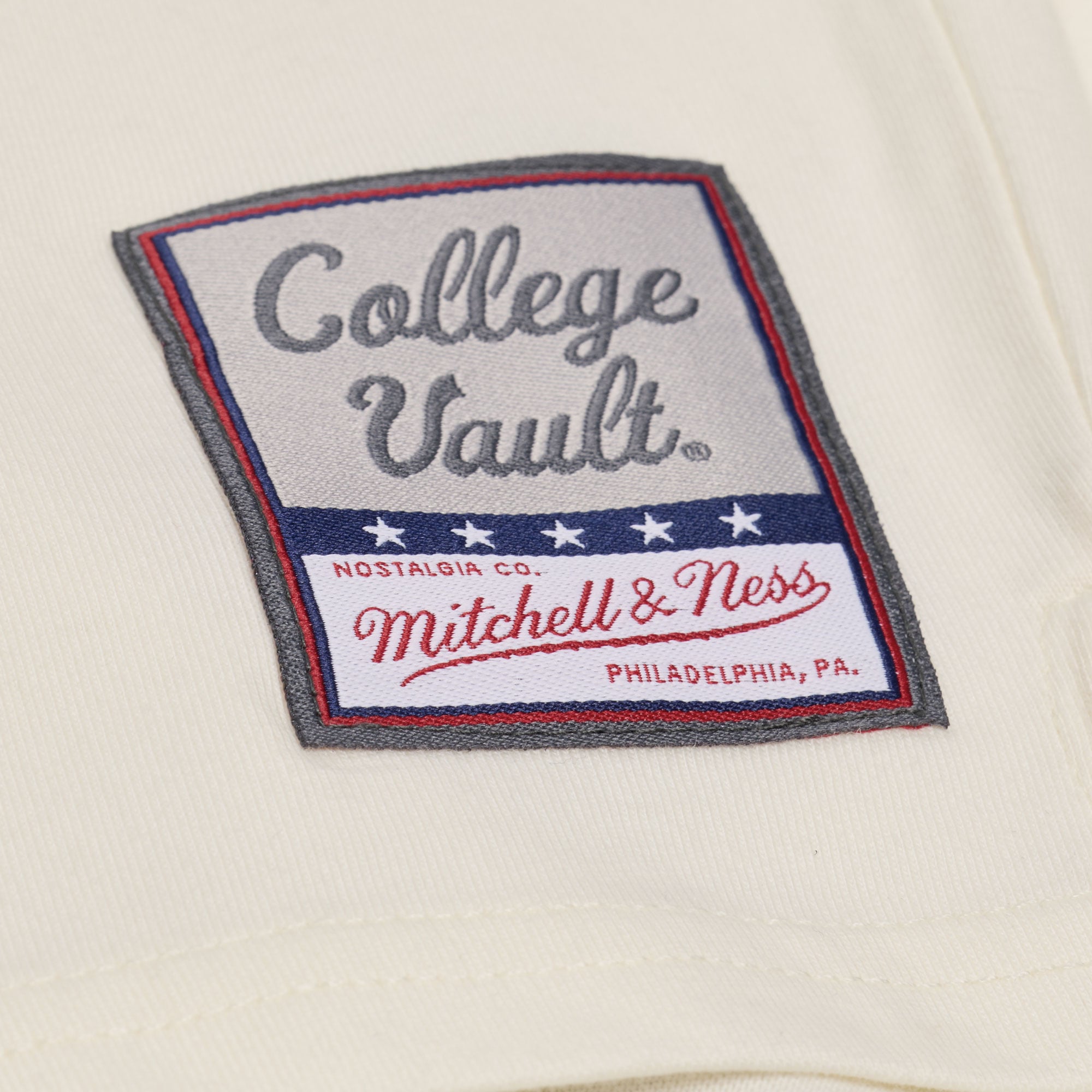 T-shirt court à empiècement carré Mitchell & Ness crème pour femme, Alabama Crimson Tide, style rétro Roots