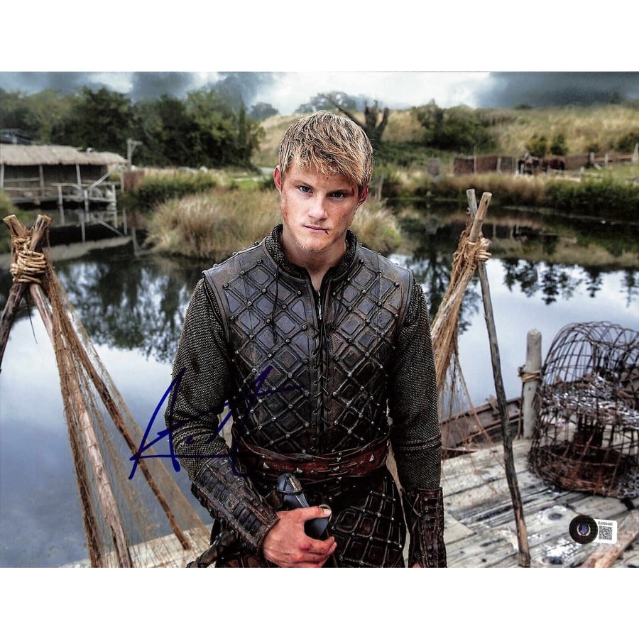 Alexander Ludwig Vikings 1000x667