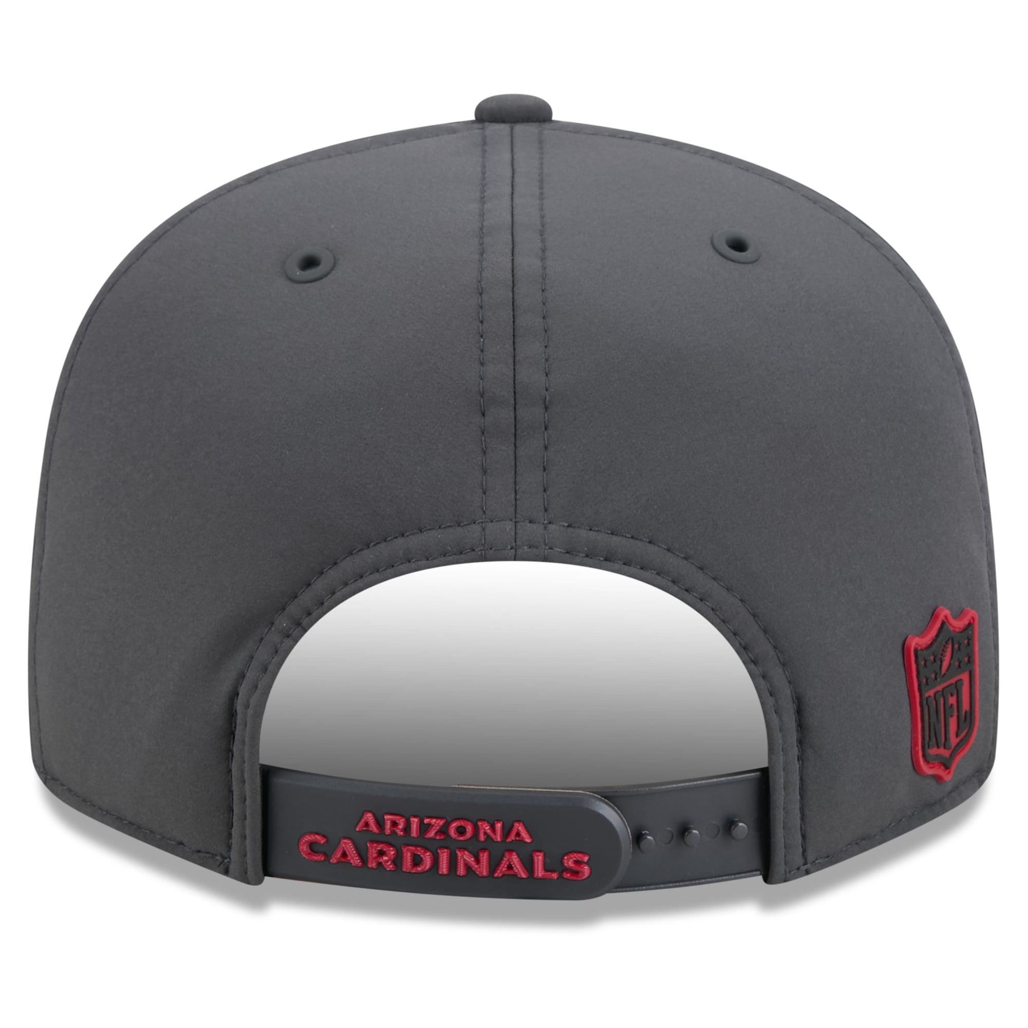 Casquette snapback New Era Arizona Cardinals 2026 Sideline pour homme, couleur anthracite, modèle 9FIFTY, idéale pour les temps froids.