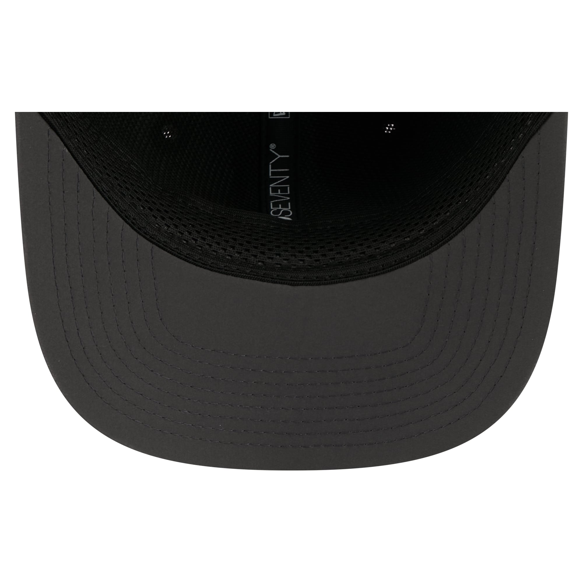 Men's New Era Charcoal Arizona Cardinals 2026 Sideline Cold Weather  9SEVENTY Adjustable Hat