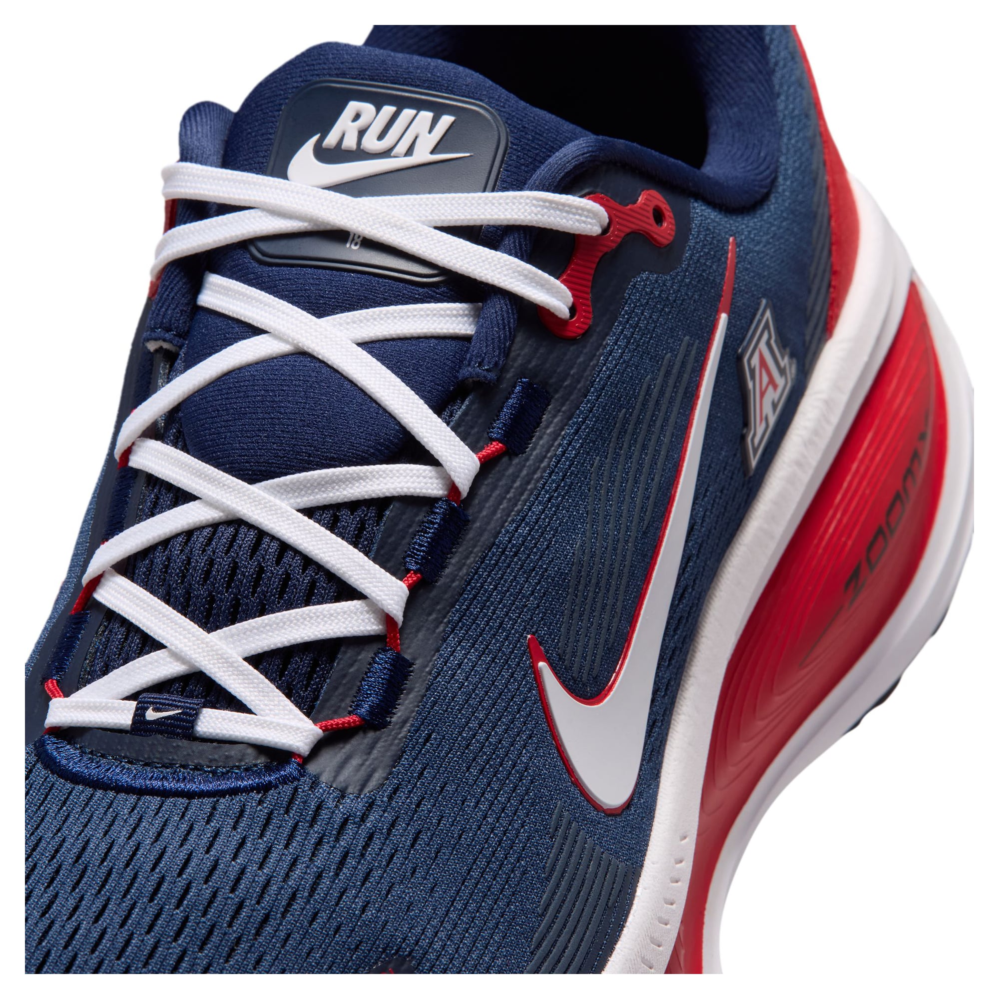Men's Nike Arizona Wildcats Vomero 18 Running Shoes