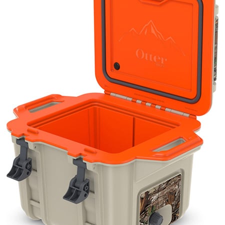 OtterBox Arizona Wildcats Realtree Camo 25 Quart Cooler