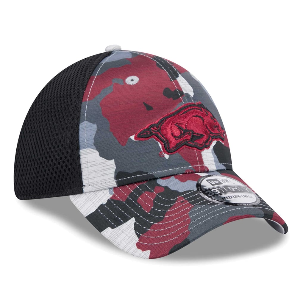 Men's New Era Camo/Black Arkansas Razorbacks Active 39THIRTY Flex Hat