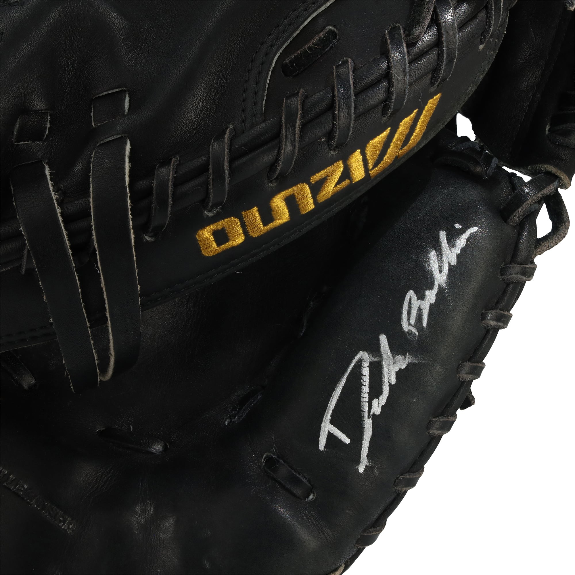 Drake Baldwin Atlanta Braves Autographed Game-Used Black Mizuno Catcher's Glove from the 2026 MLB Season - NF70437420