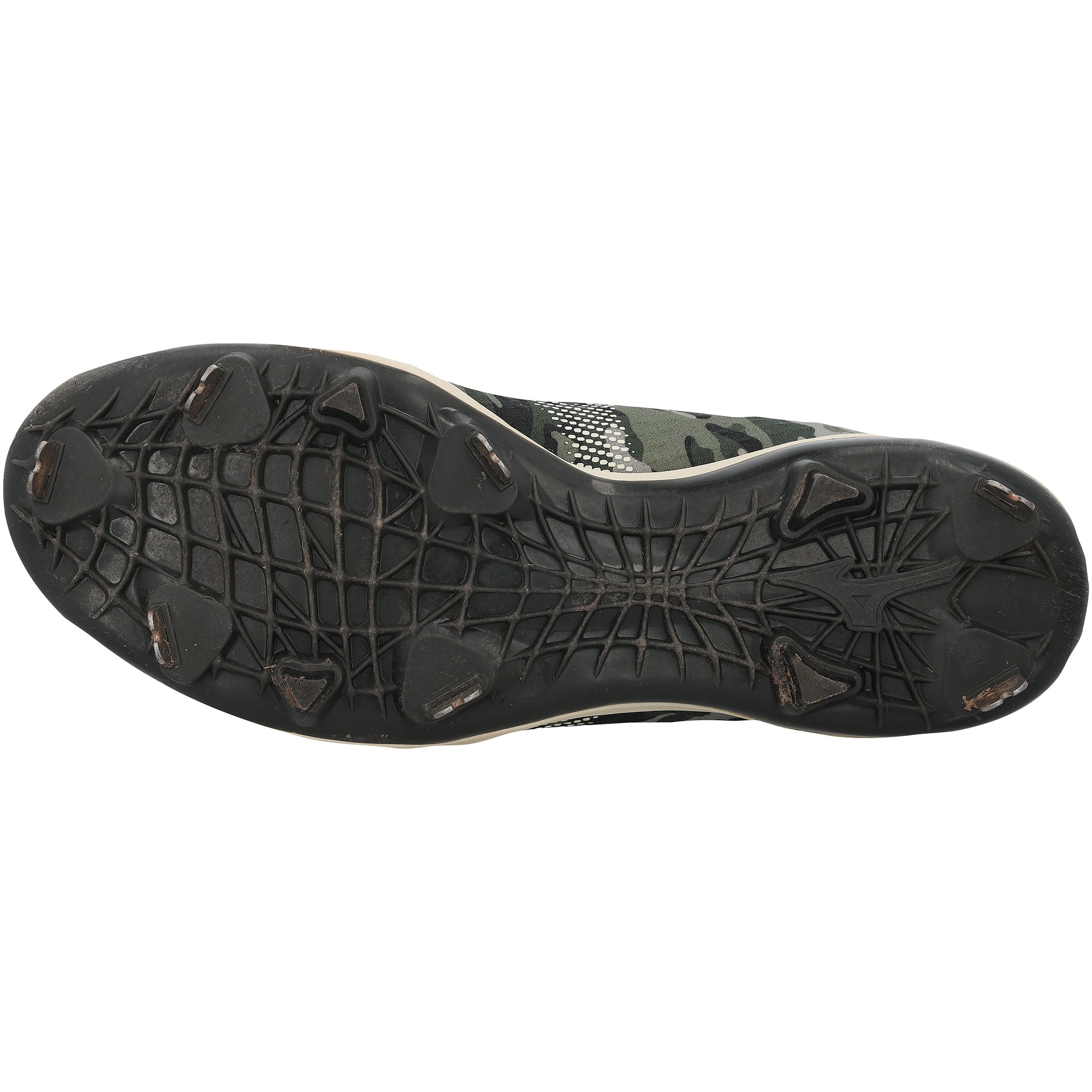 Crampons Mizuno verts camouflage autographiés par Drake Baldwin (Atlanta Braves) lors du match contre les Boston Red Sox le 17 mai 2026