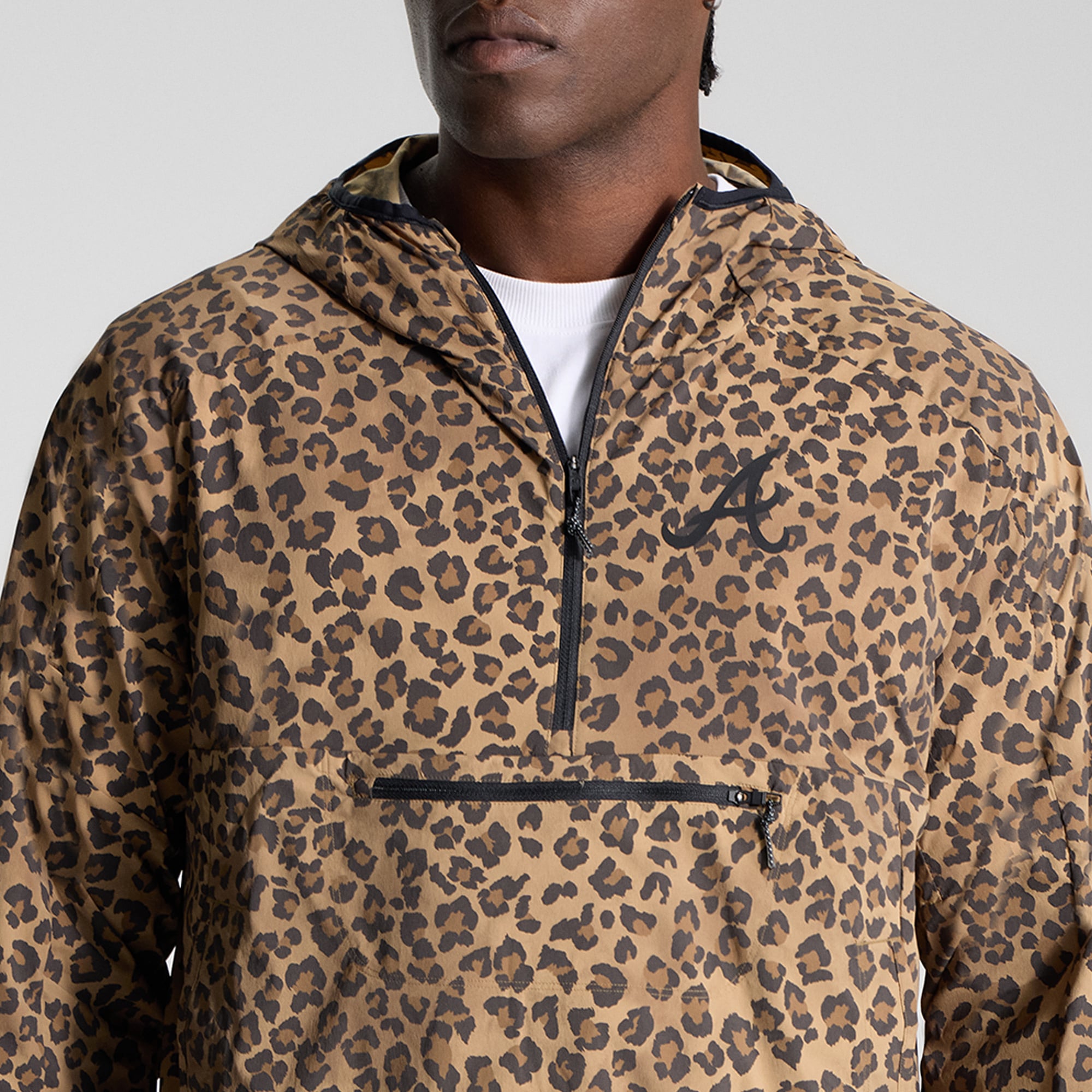 Men's lululemon Atlanta Braves Multi-Pocket Running Anorak *Leopard