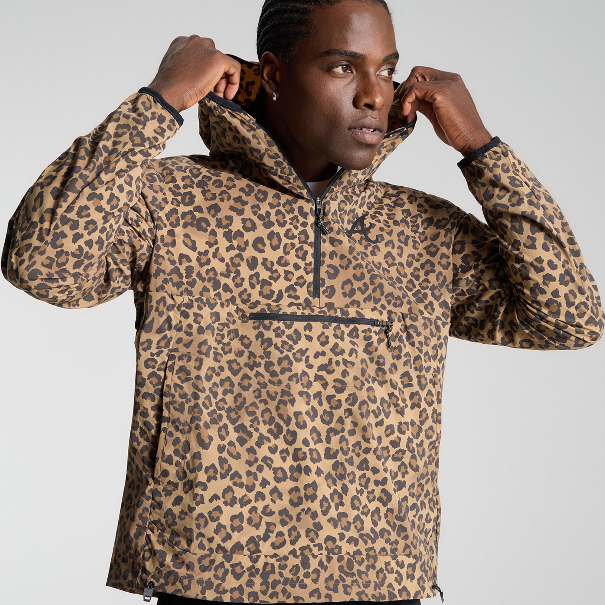 Men's lululemon Atlanta Braves Multi-Pocket Running Anorak *Leopard
