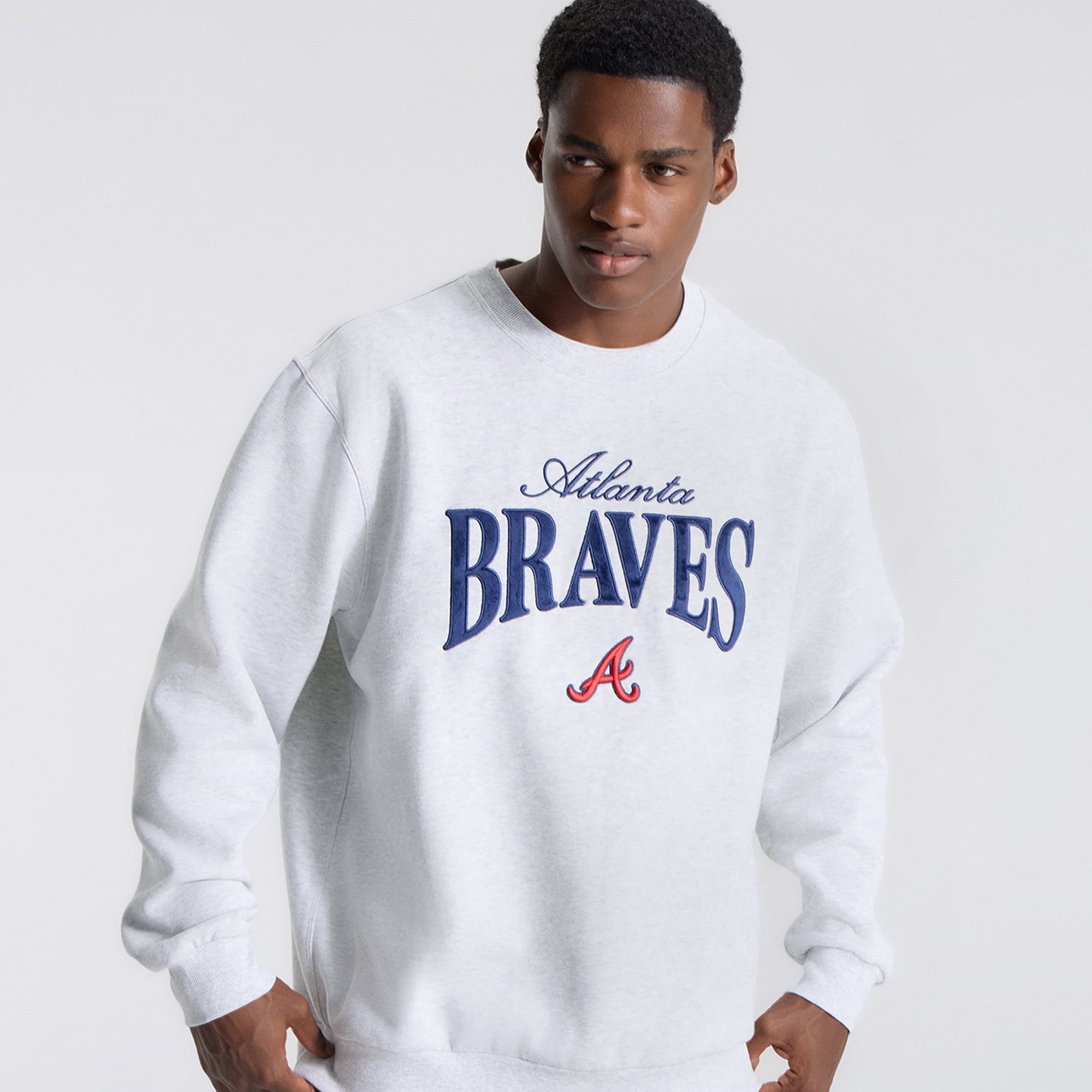 Sweat-shirt Steady State des Braves d'Atlanta, gris chiné, pour homme de lululemon.