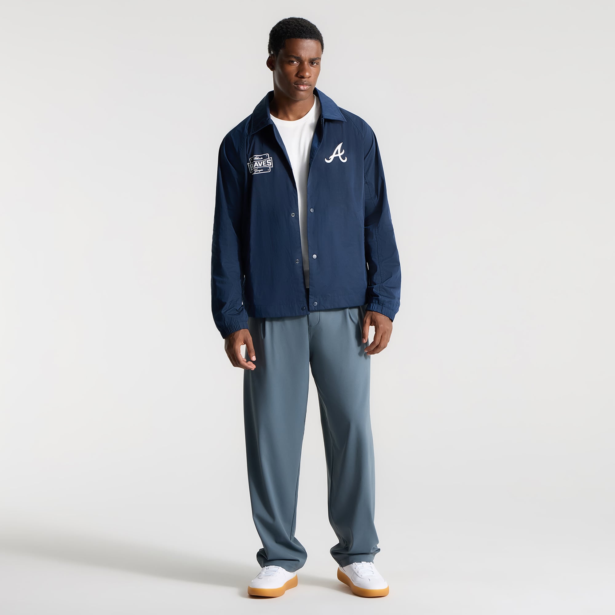 Veste de coach raglan lululemon True Navy Atlanta Braves pour homme