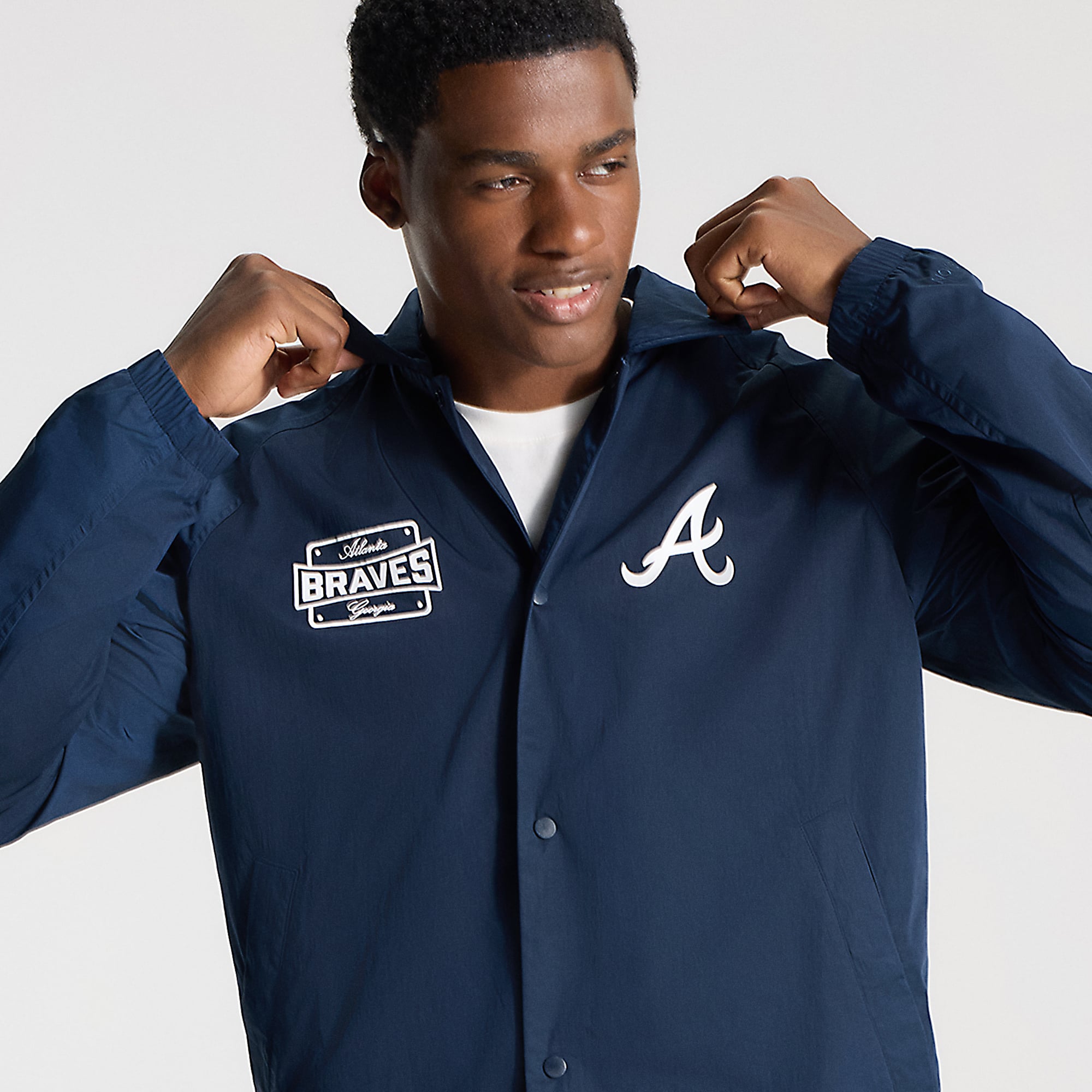 Veste de coach raglan lululemon True Navy Atlanta Braves pour homme