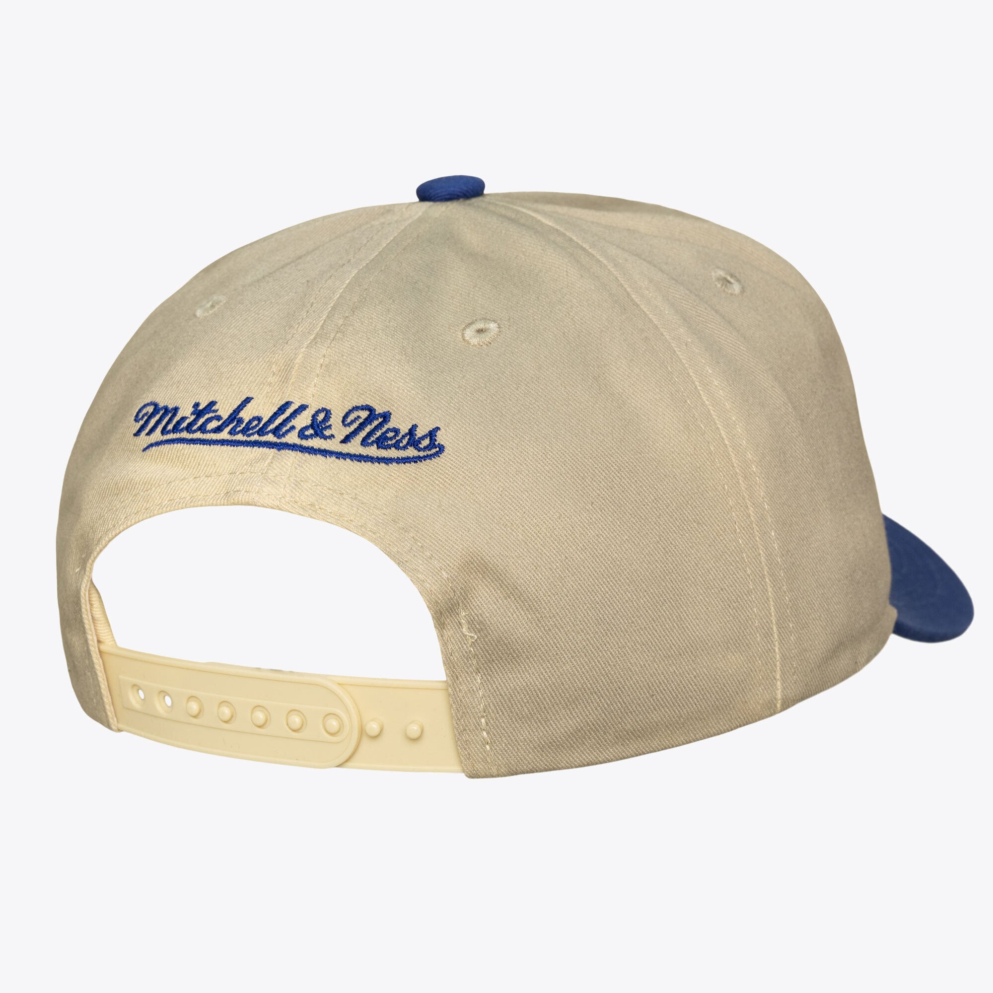 Men's Mitchell & Ness Cream Atlanta Braves Retro Roots Cooperstown Snapback Hat