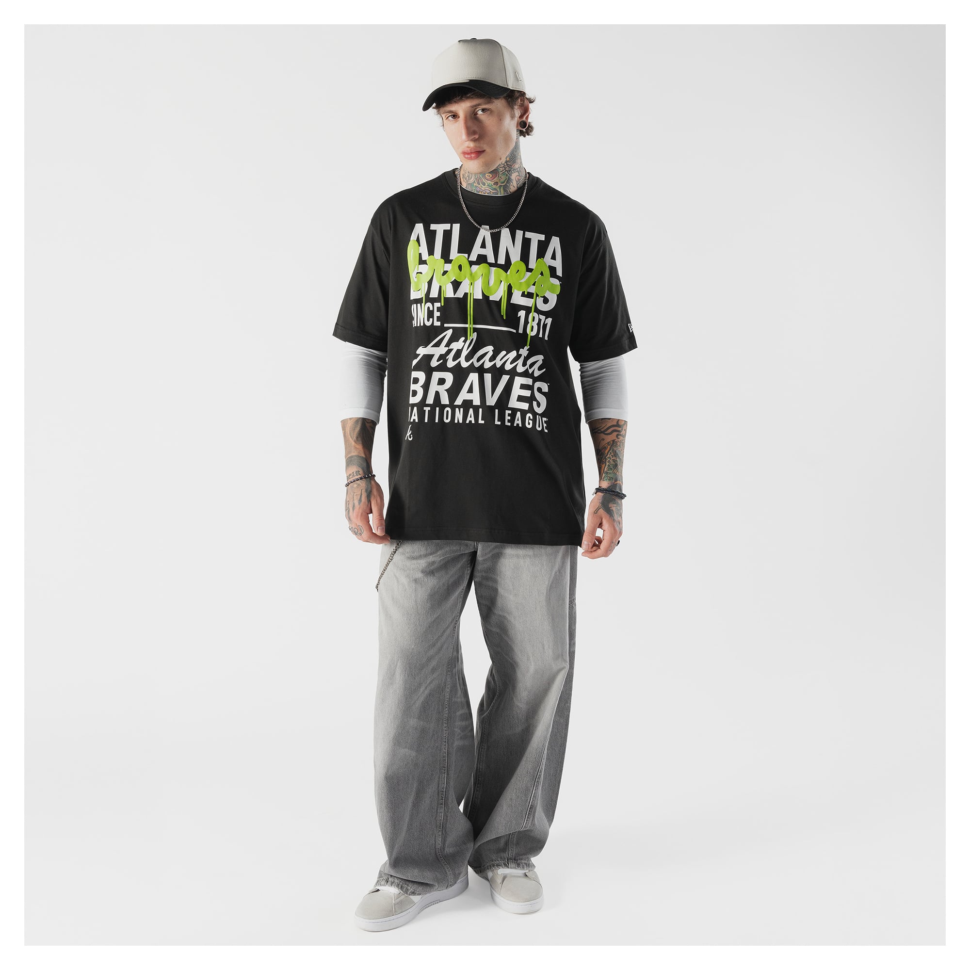 T-shirt homme New Era noir Atlanta Braves Lifestyle Glow Spray Paint
