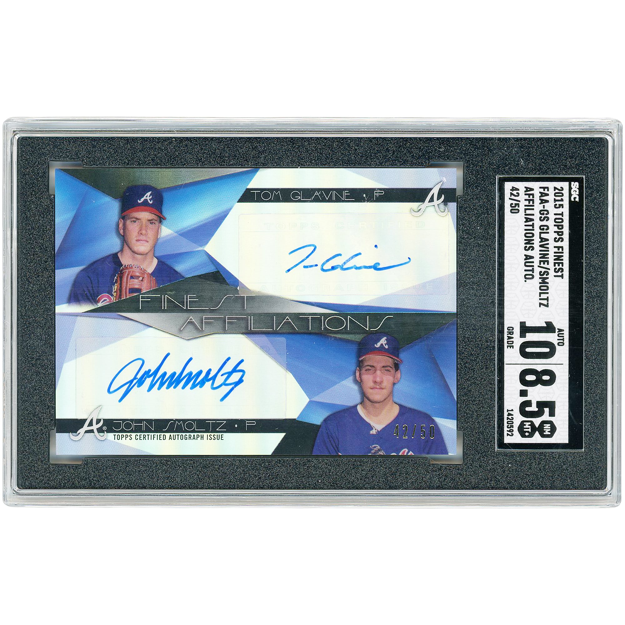 Carte autographiée par Tom Glavine et John Smoltz (Atlanta Braves), collection Topps Finest Affiliations 2015, double autographe n° FAA-GS n° 42/50, authentifiée par SGC (8,5/10).