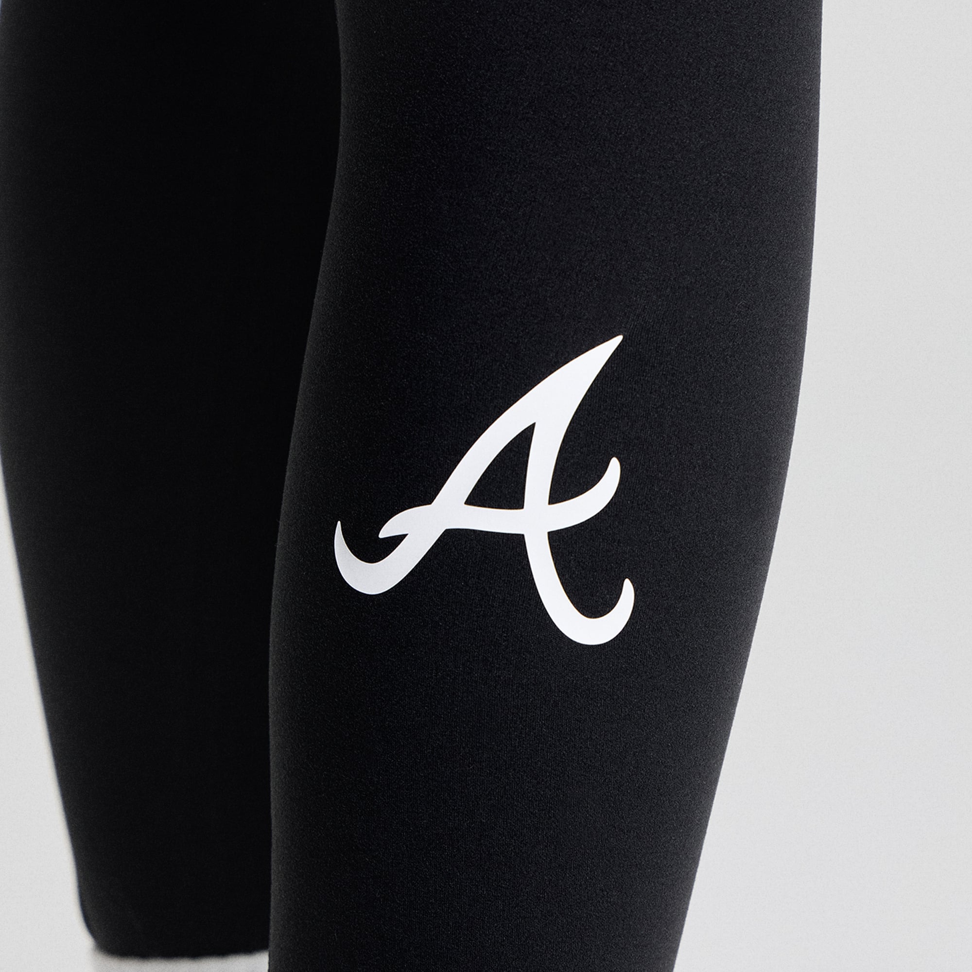 Women's lululemon Black Atlanta Braves Align™ High-Rise Pant 25"