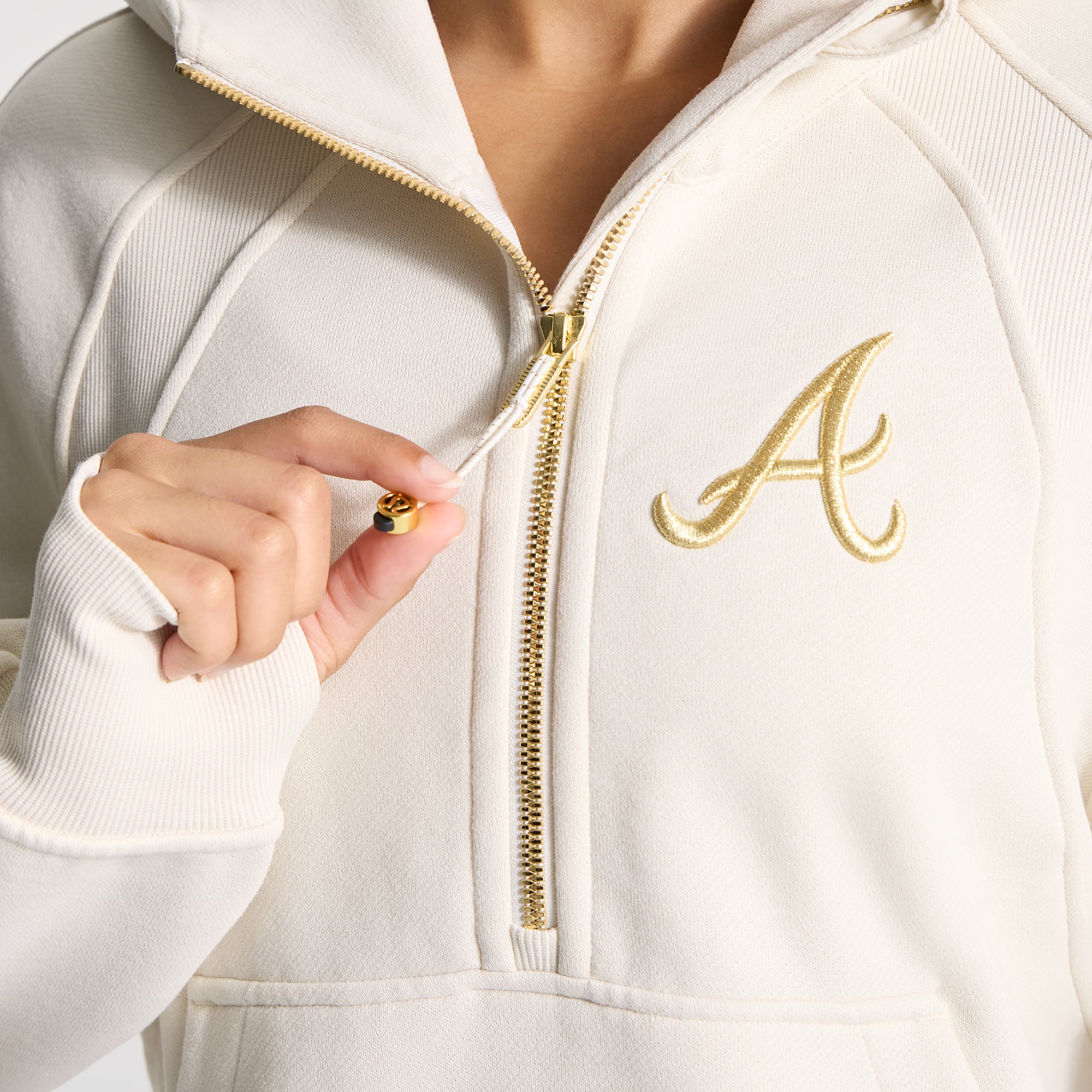 Sweat à capuche zippé oversize demi-hauteur lululemon Atlanta Braves couleur ivoire clair