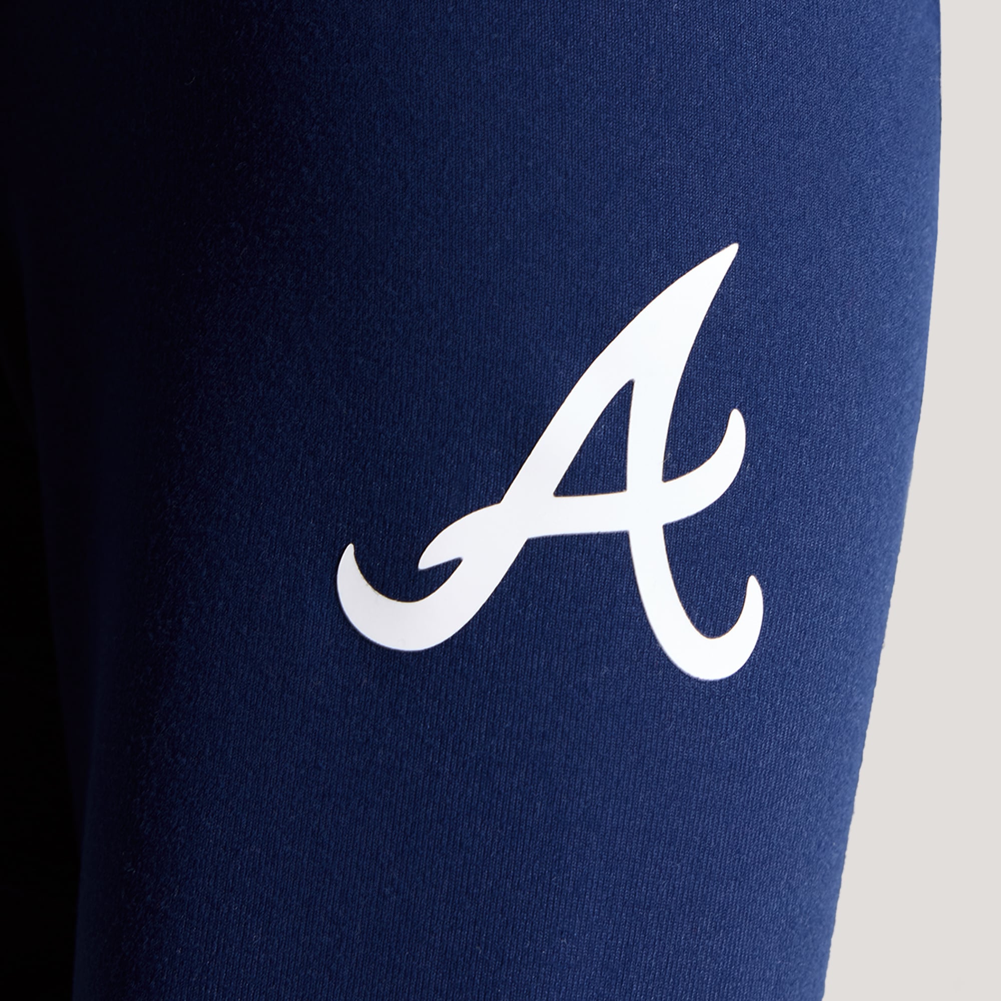 Veste Define blanche Atlanta Braves pour femmes de lululemon *Luon™