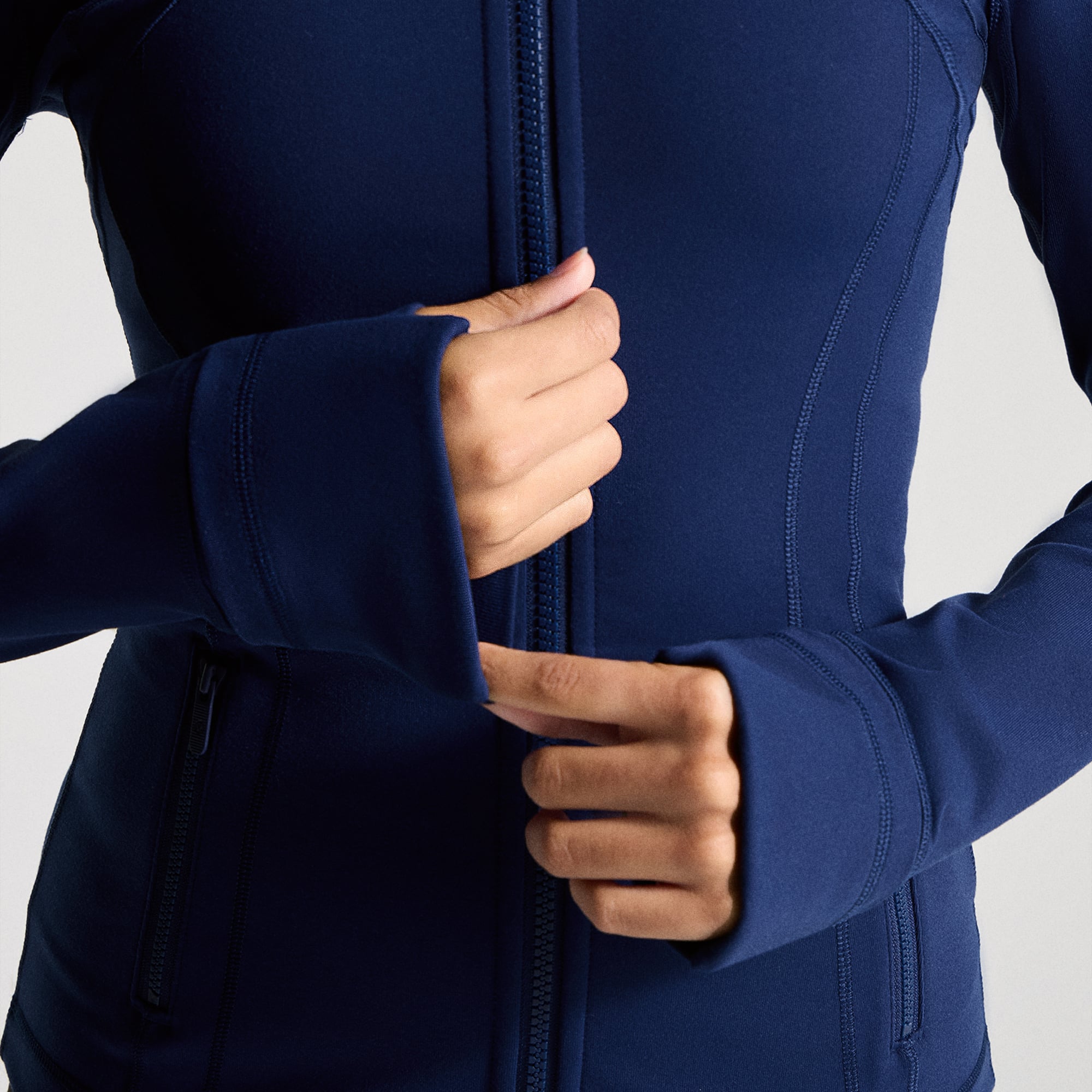 Veste Define blanche Atlanta Braves pour femmes de lululemon *Luon™