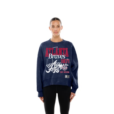 Atlanta Braves New Era Women's Throwback Mineral Wash Boxy Sweatshirt - Navy