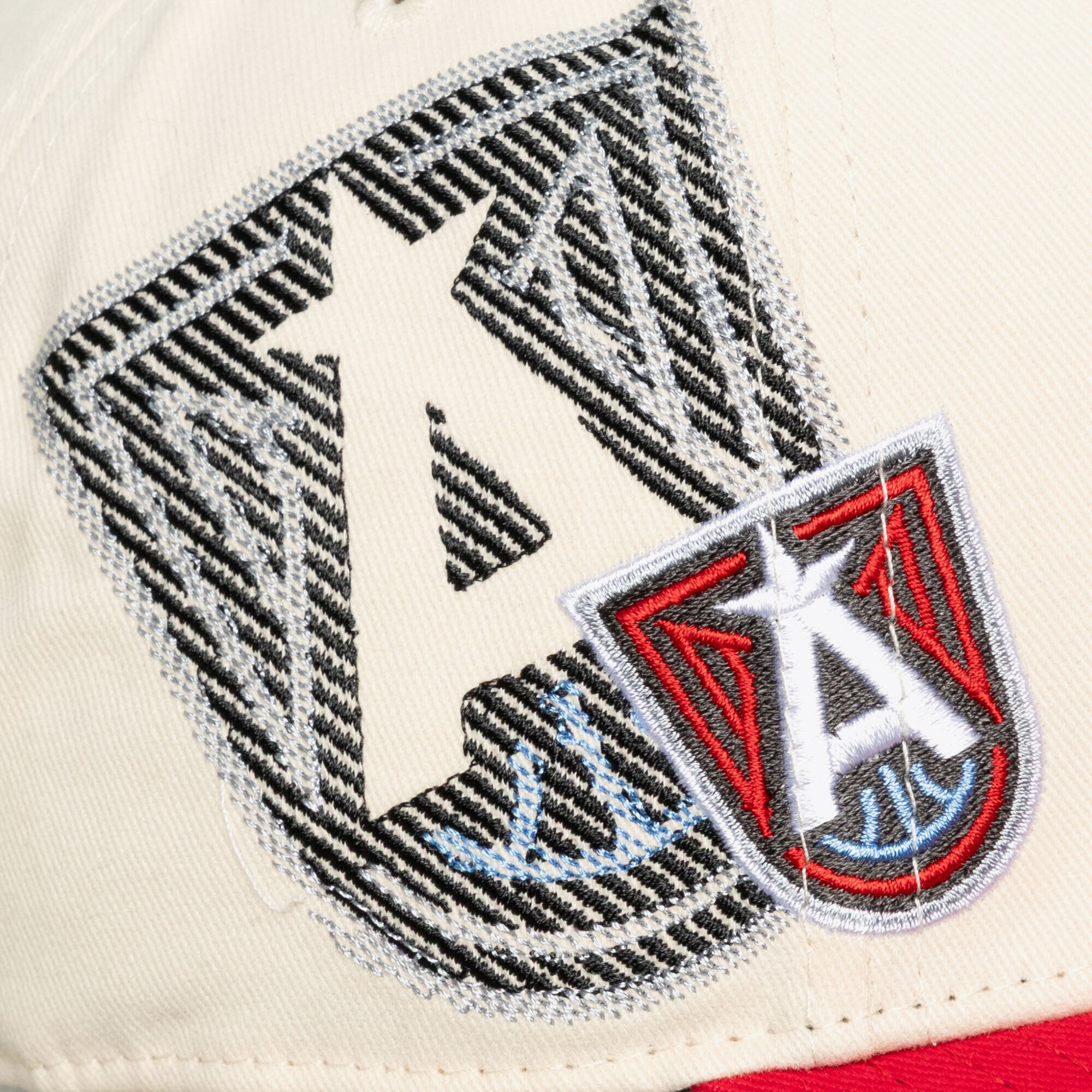 Unisex Mitchell & Ness Cream Atlanta Dream Big Time Pro Crown Snapback Hat
