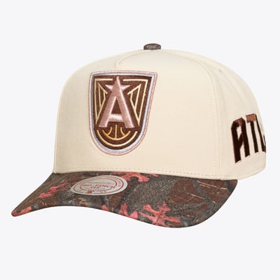  Atlanta Dream Mitchell & Ness Unisex Pink Pro Snapback Hat - Cream