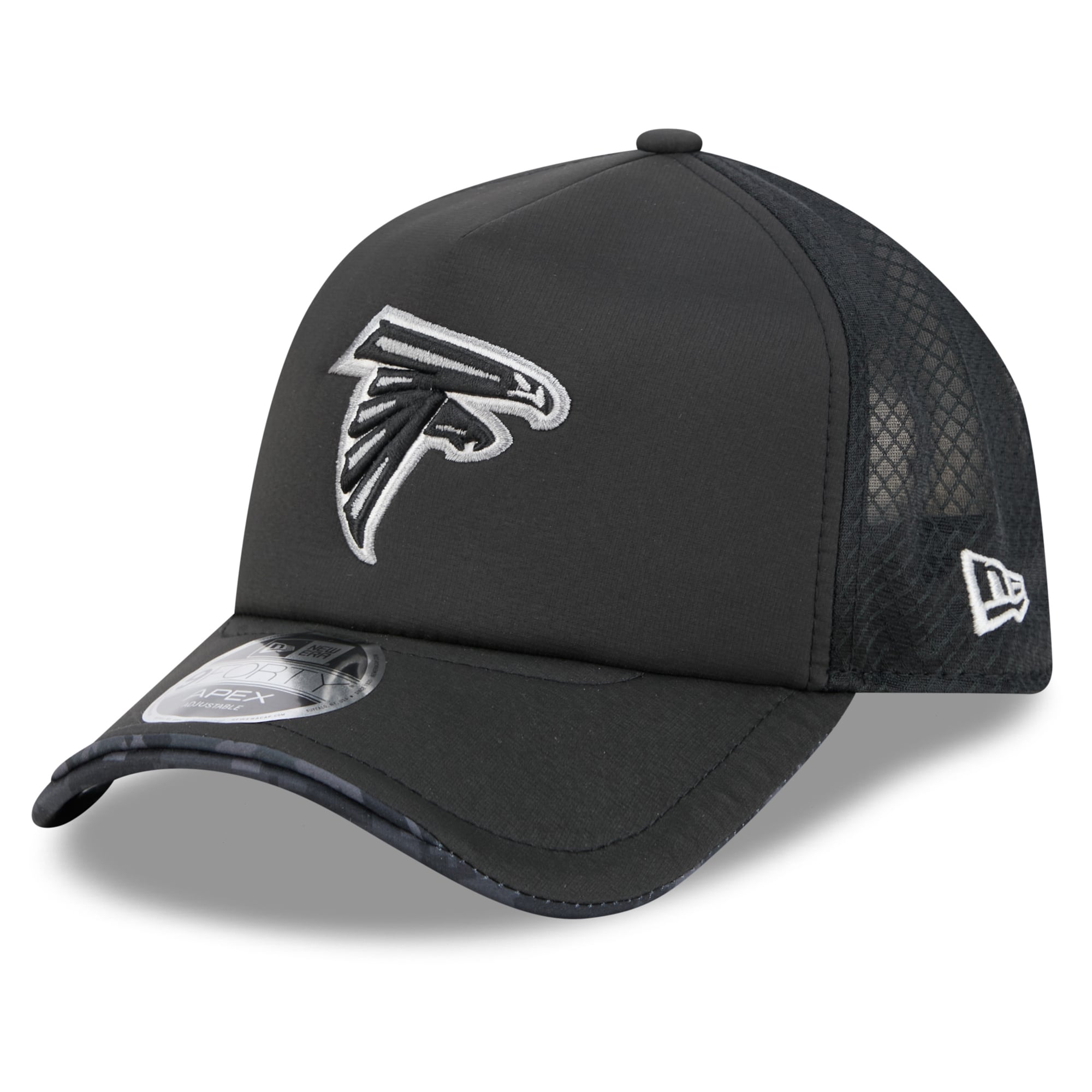 Casquette trucker ajustable New Era Apex 9FORTY noire Atlanta Falcons 2026 Salute To Service pour homme