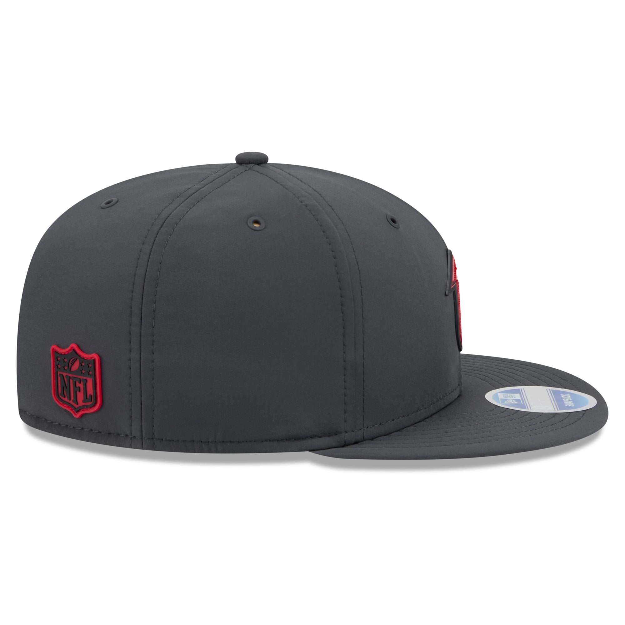 Casquette snapback New Era Atlanta Falcons 2026 Sideline pour homme, couleur anthracite, modèle 9FIFTY, idéale pour les temps froids.