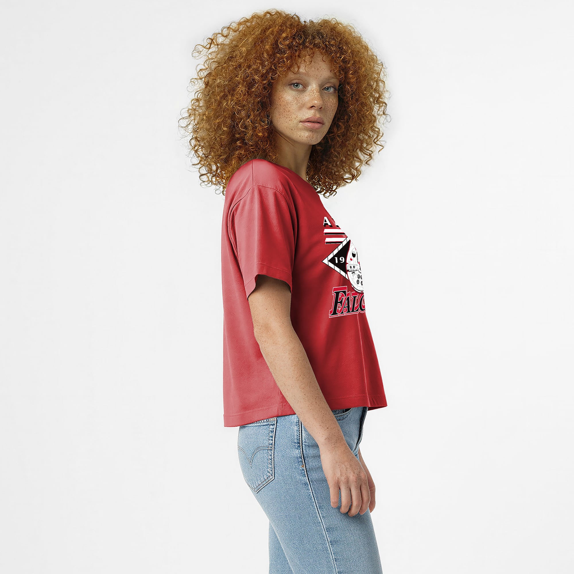 T-shirt All-Star Disney x Champion rouge Atlanta Falcons Millennium Falcon pour femmes