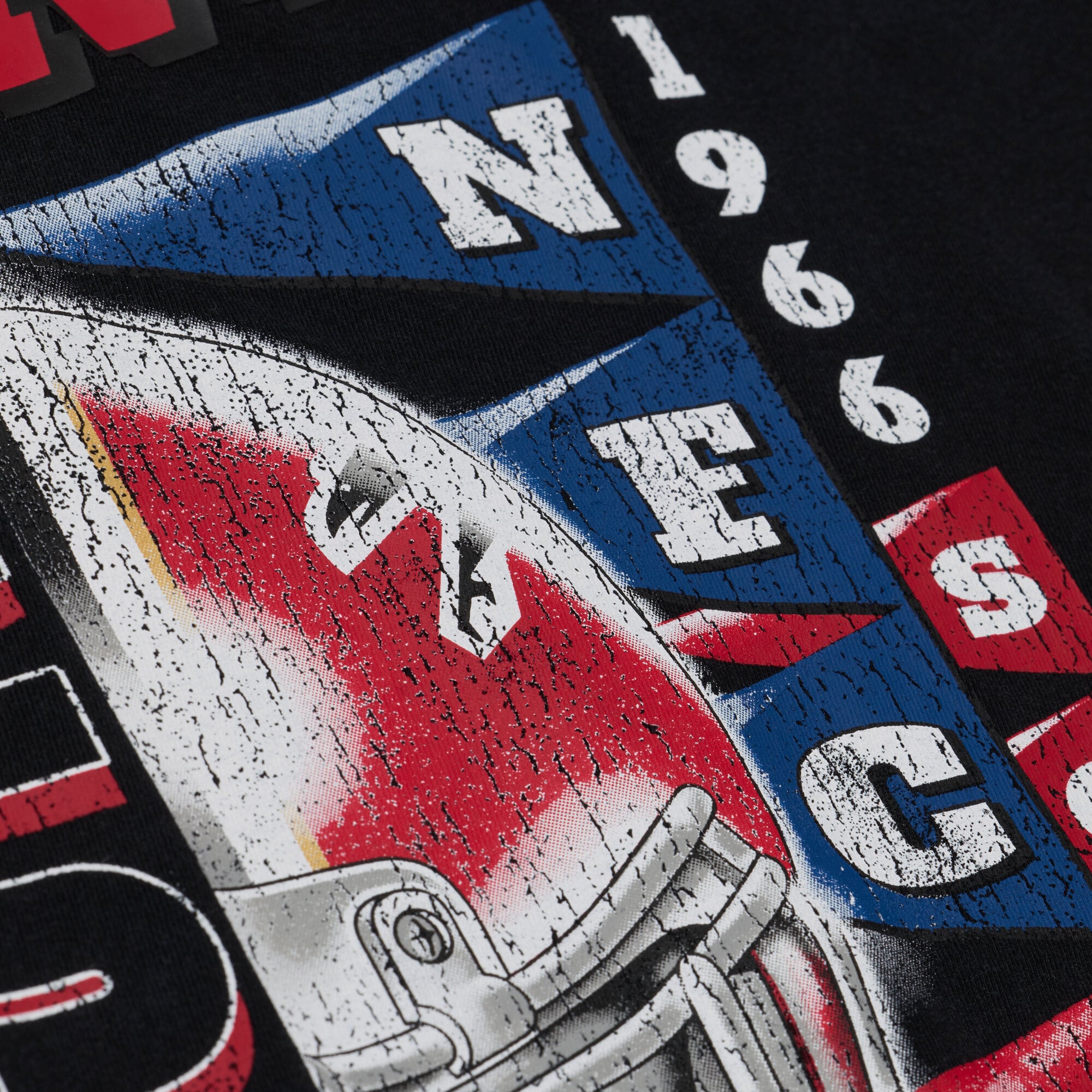 T-shirt court et carré Mitchell & Ness noir pour femme, motif streetwear des Falcons d'Atlanta