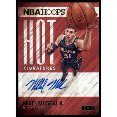 2015-16 Hoops Hot Signatures #41 Mike Muscala