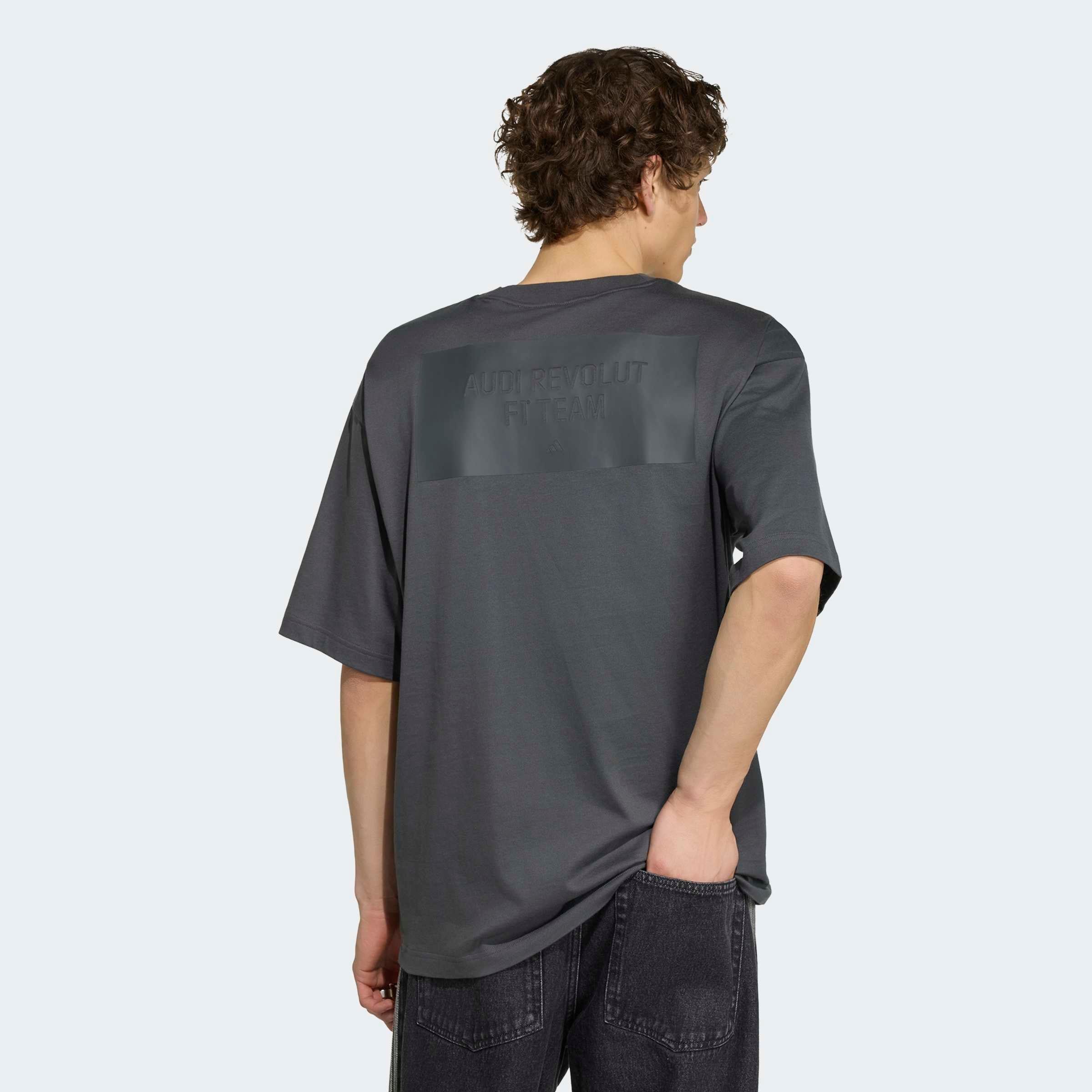 T-shirt graphique adidas Audi Elevated noir pour homme