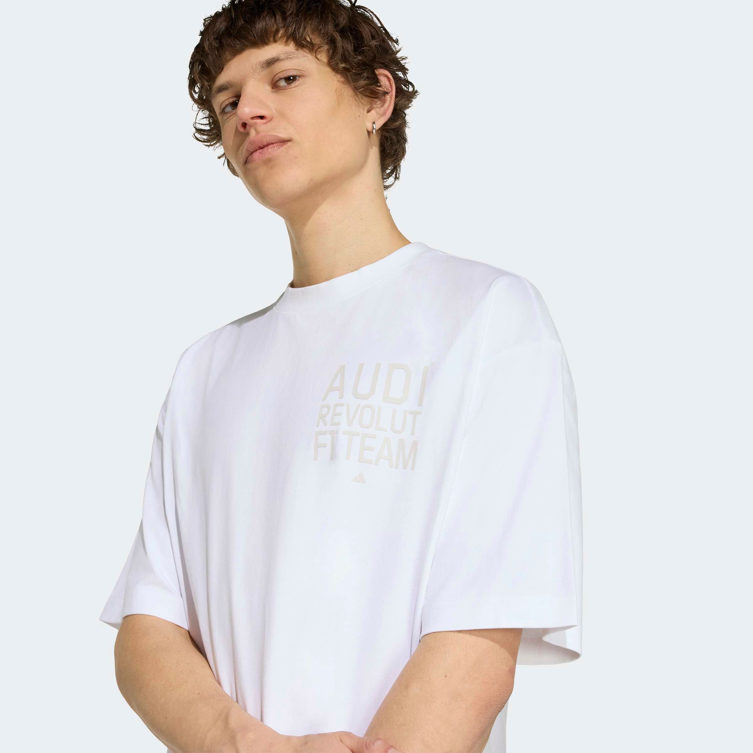 T-shirt adidas Audi Elevated Graphic II blanc pour homme