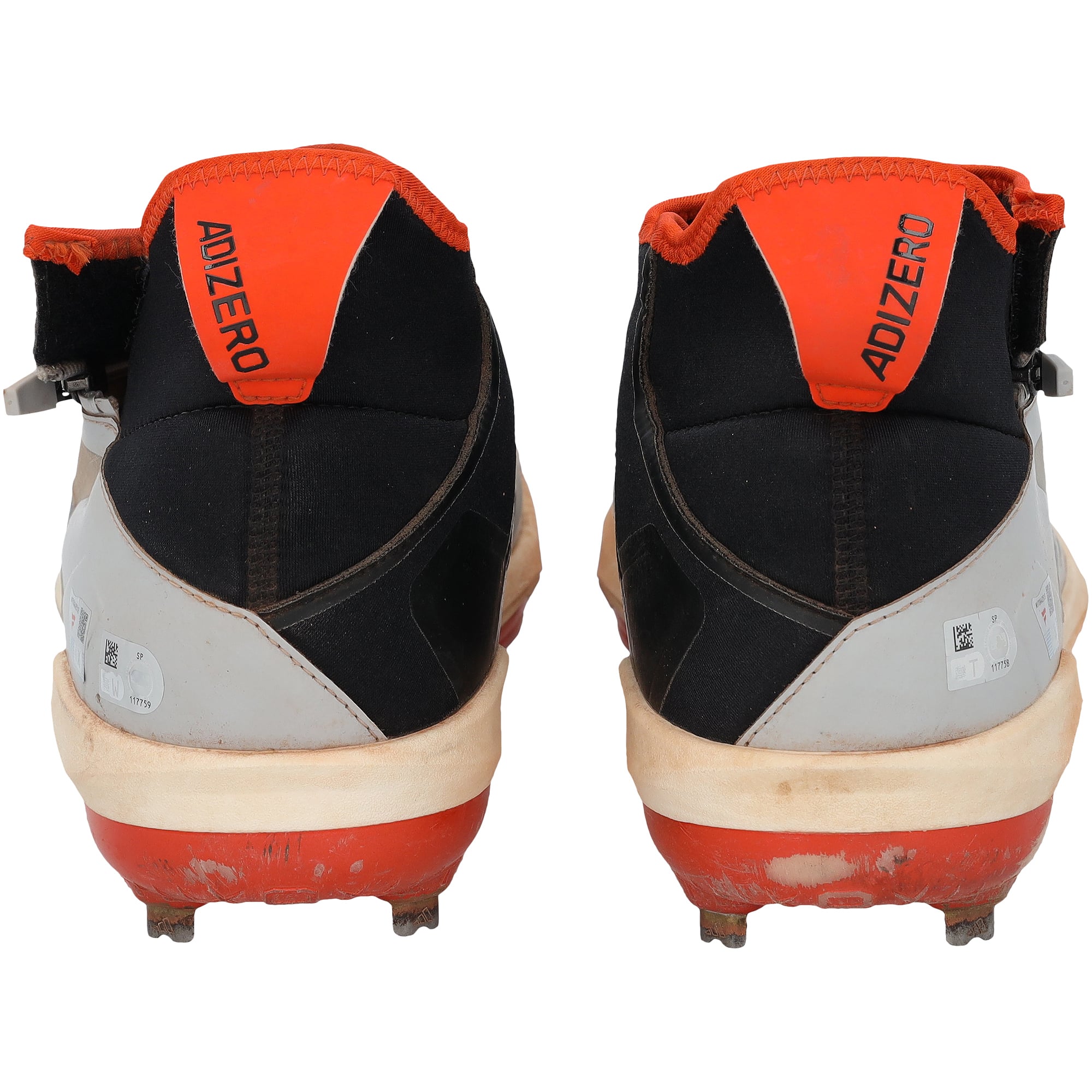 Crampons adidas gris/noirs portés en match par Jackson Holliday des Orioles de Baltimore lors de la saison 2025 de la MLB, authentifiés - NF70442512-13