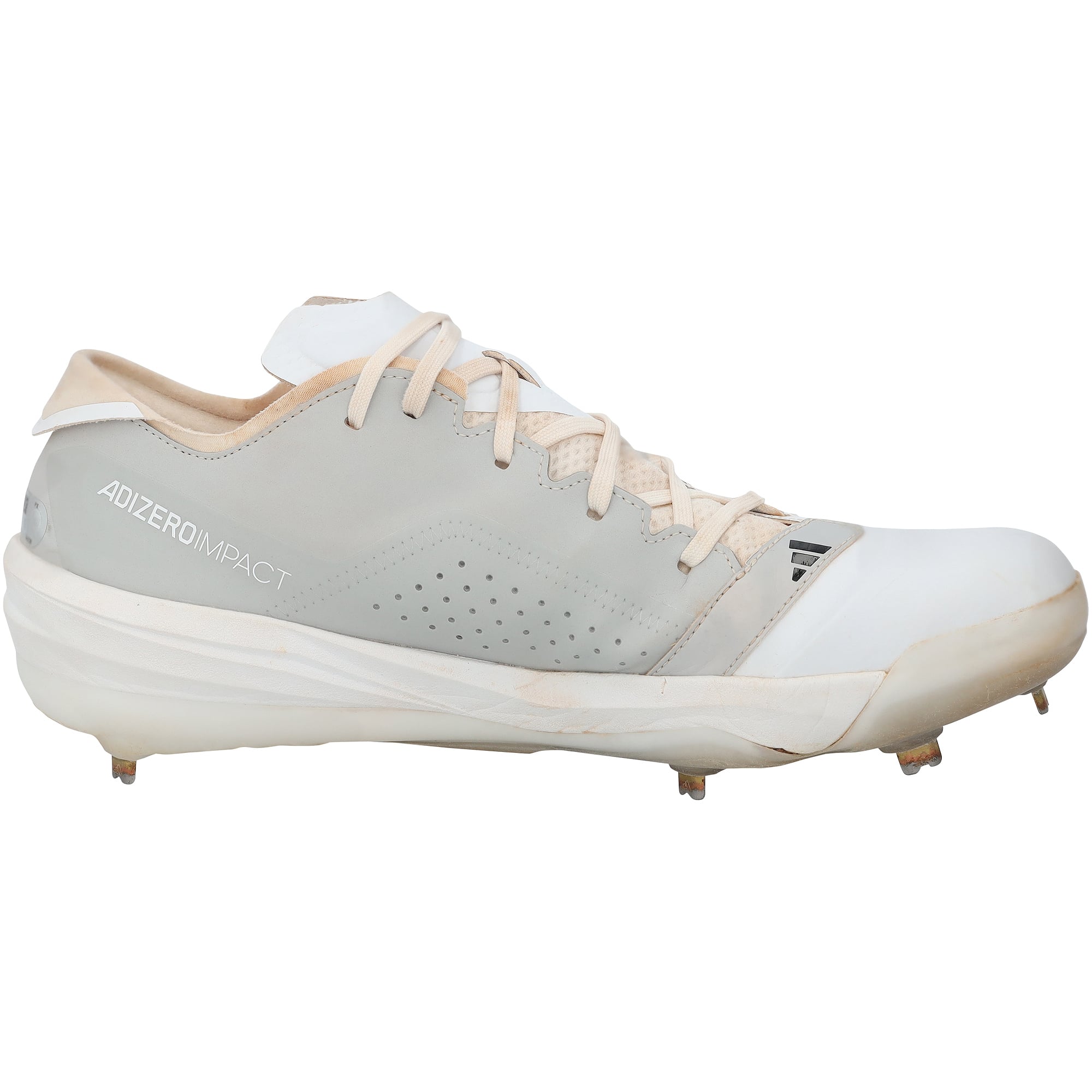 Crampons adidas blancs et gris portés en match par Jackson Holliday des Orioles de Baltimore lors de la saison 2025 de la MLB, authentifiés - NF70442494-95