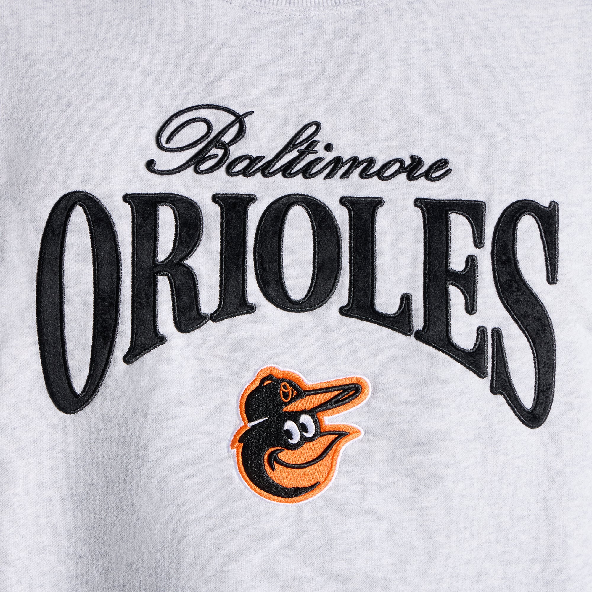 Sweat-shirt Steady State gris chiné ultra clair pour homme de lululemon, collection Baltimore Orioles.