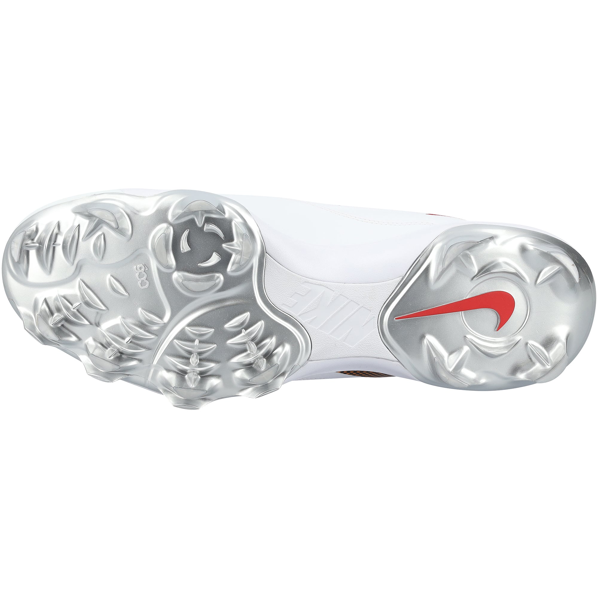 Crampons blancs Nike portés par Pete Alonso, joueur des Orioles de Baltimore, lors de la saison 2026 de la MLB - NF7045552324