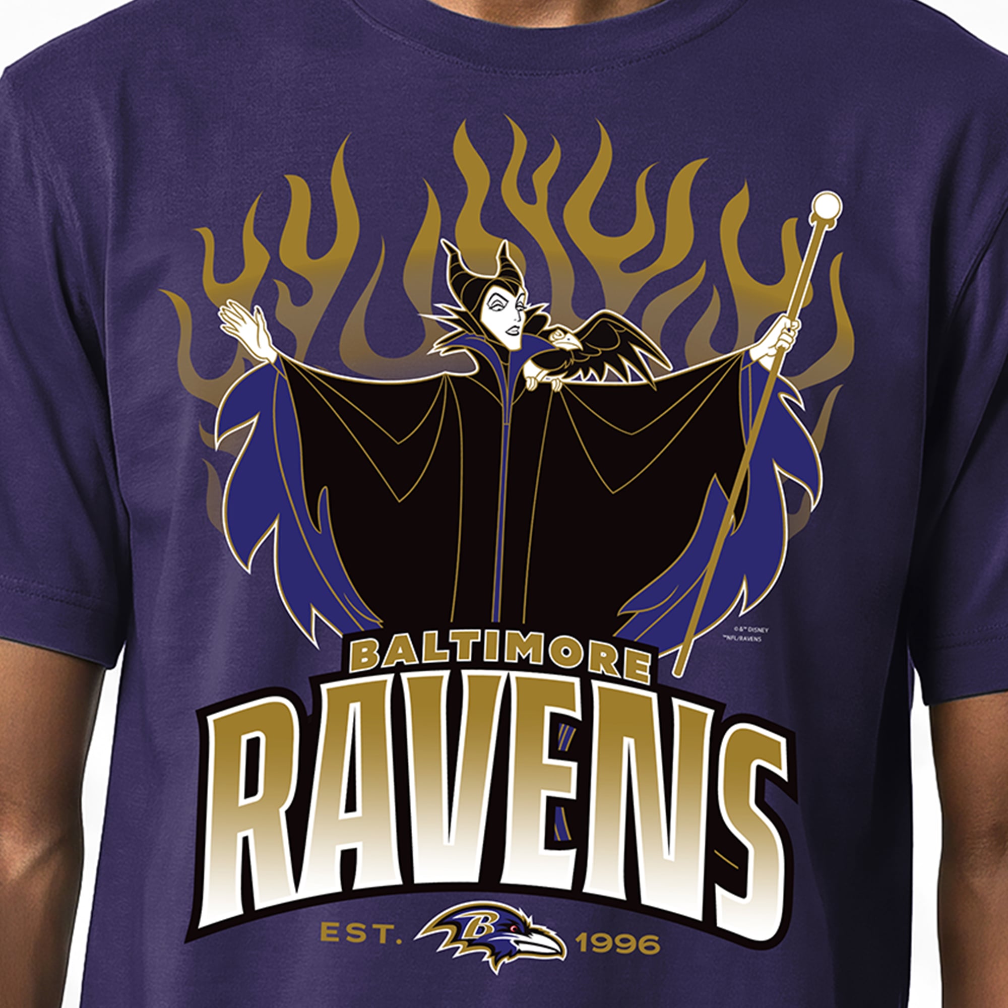 T-shirt homme Disney x Champion violet Baltimore Ravens Maléfique et Diablo All-Star
