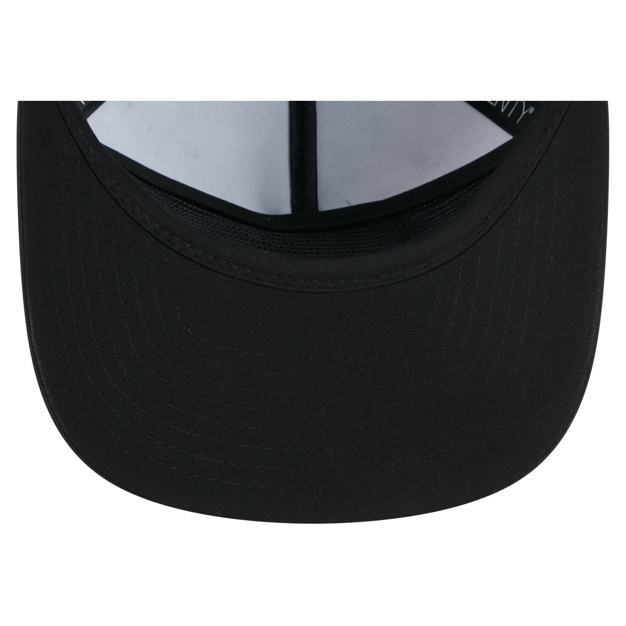 Casquette ajustable New Era noire Baltimore Ravens 2026 Salute To Service 19TWENTY pour homme