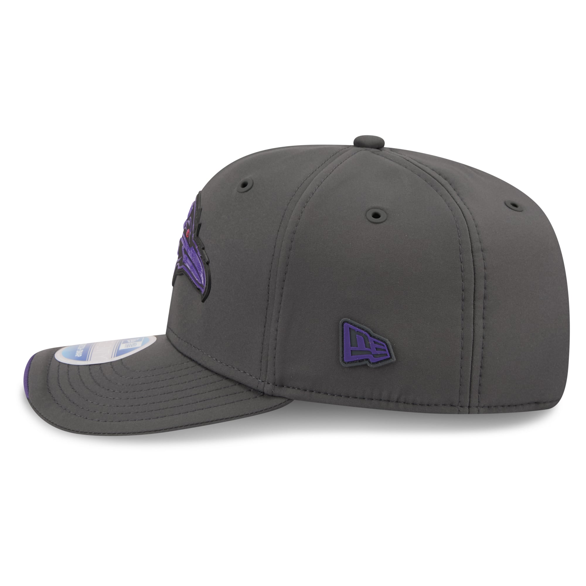 Casquette ajustable New Era anthracite Baltimore Ravens 2026 Sideline pour temps froid 9SEVENTY