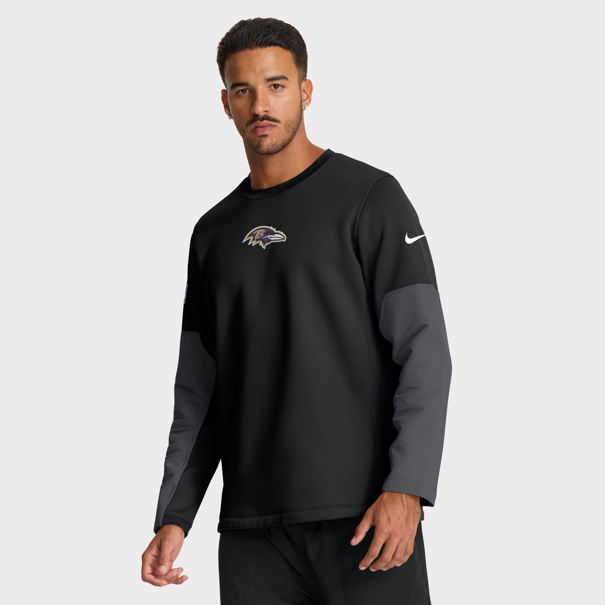 Men's Nike Black Baltimore Ravens Sideline Coaches Midweight Therma-FIT Crew Pullover