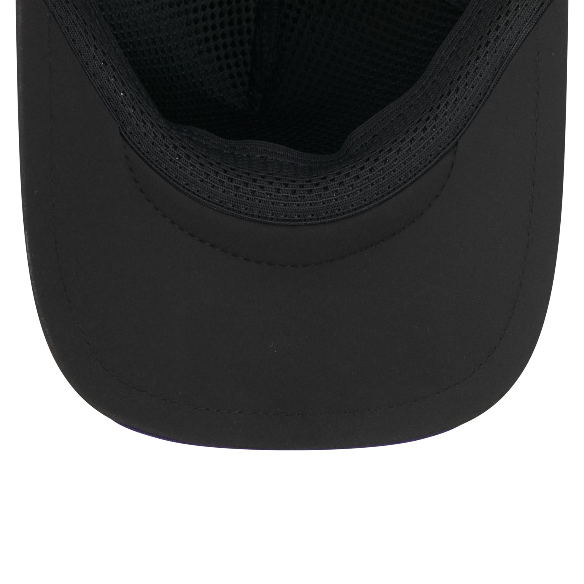 Youth New Era Black Baltimore Ravens 2026 Sideline Apex 9FORTY Adjustable Trucker Hat