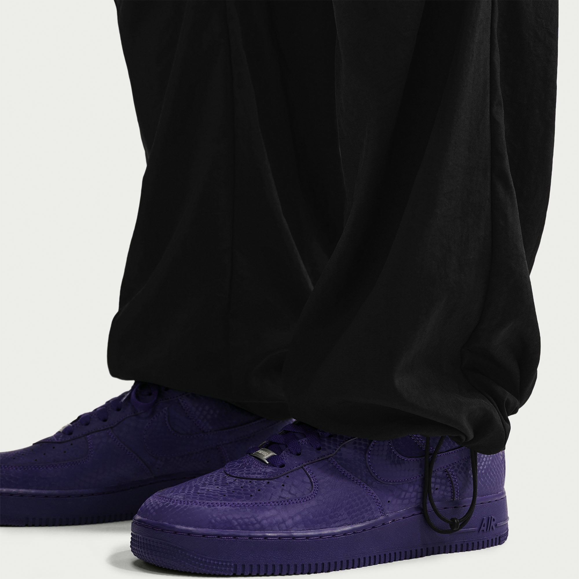 Pantalon tissé extérieur Nike FC Barcelone noir pour homme, saison 2026/27