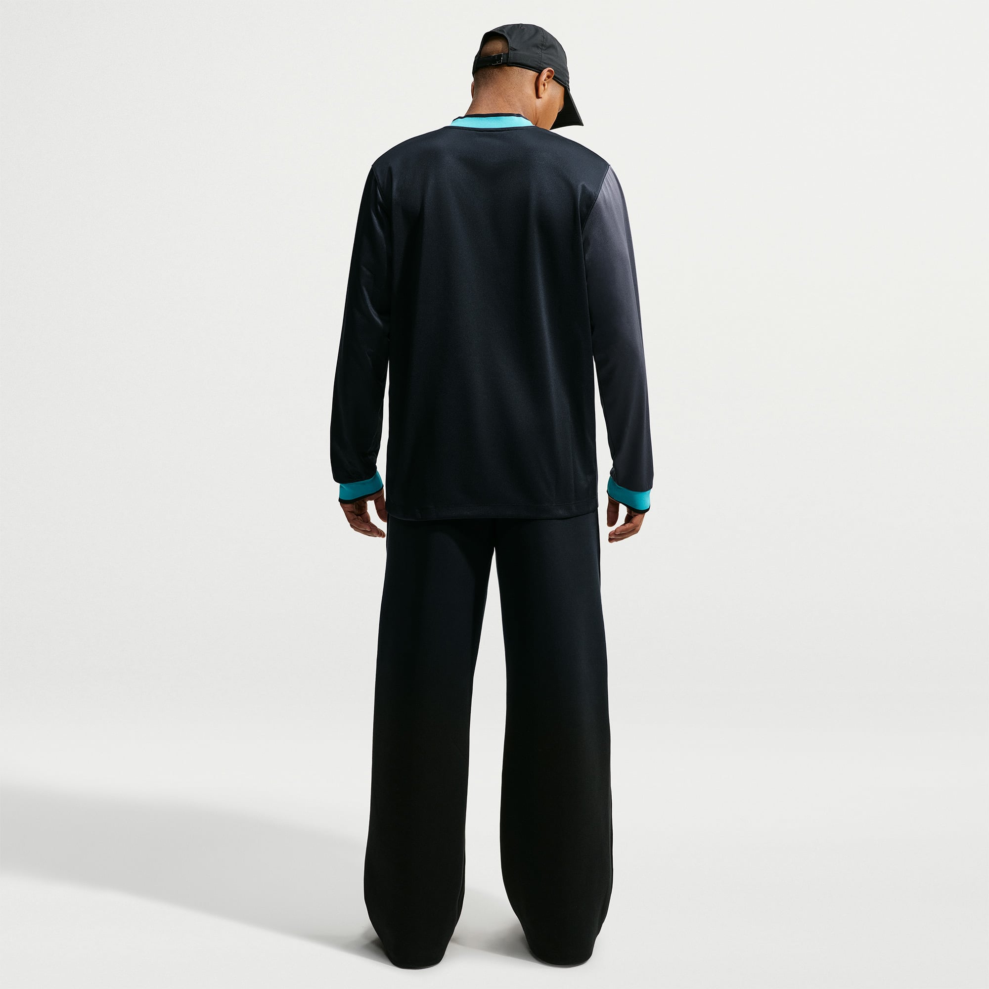 Maillot de style vie à manches longues Nike Black Barcelona 2026/27 Third Energy Dri-FIT pour homme