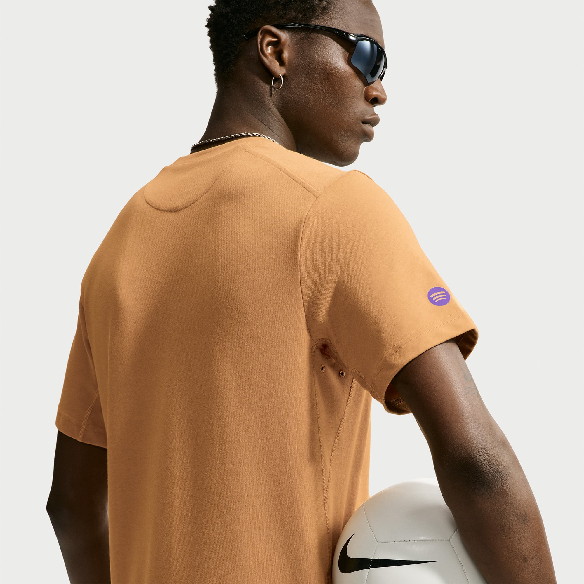 T-shirt Nike Gold Barcelona extérieur 2026/27 Statement pour homme