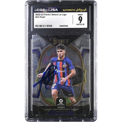 Carte autographiée de Pedri (Barcelone) Panini Select La Liga 2022-23 n° 33, authentifiée CGC 9/10